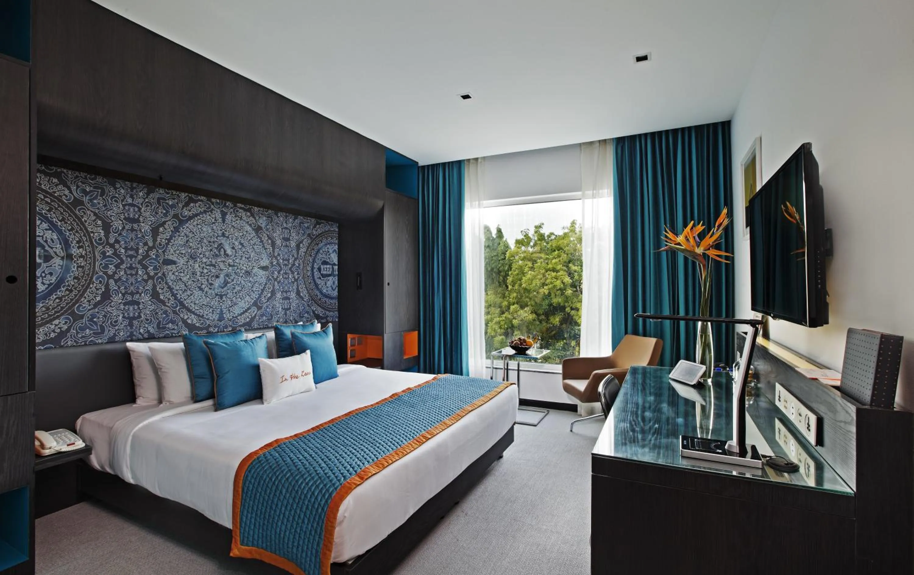 Zone Deluxe With 01 Way Airport - single occupancy in Zone By The Park Coimbatore