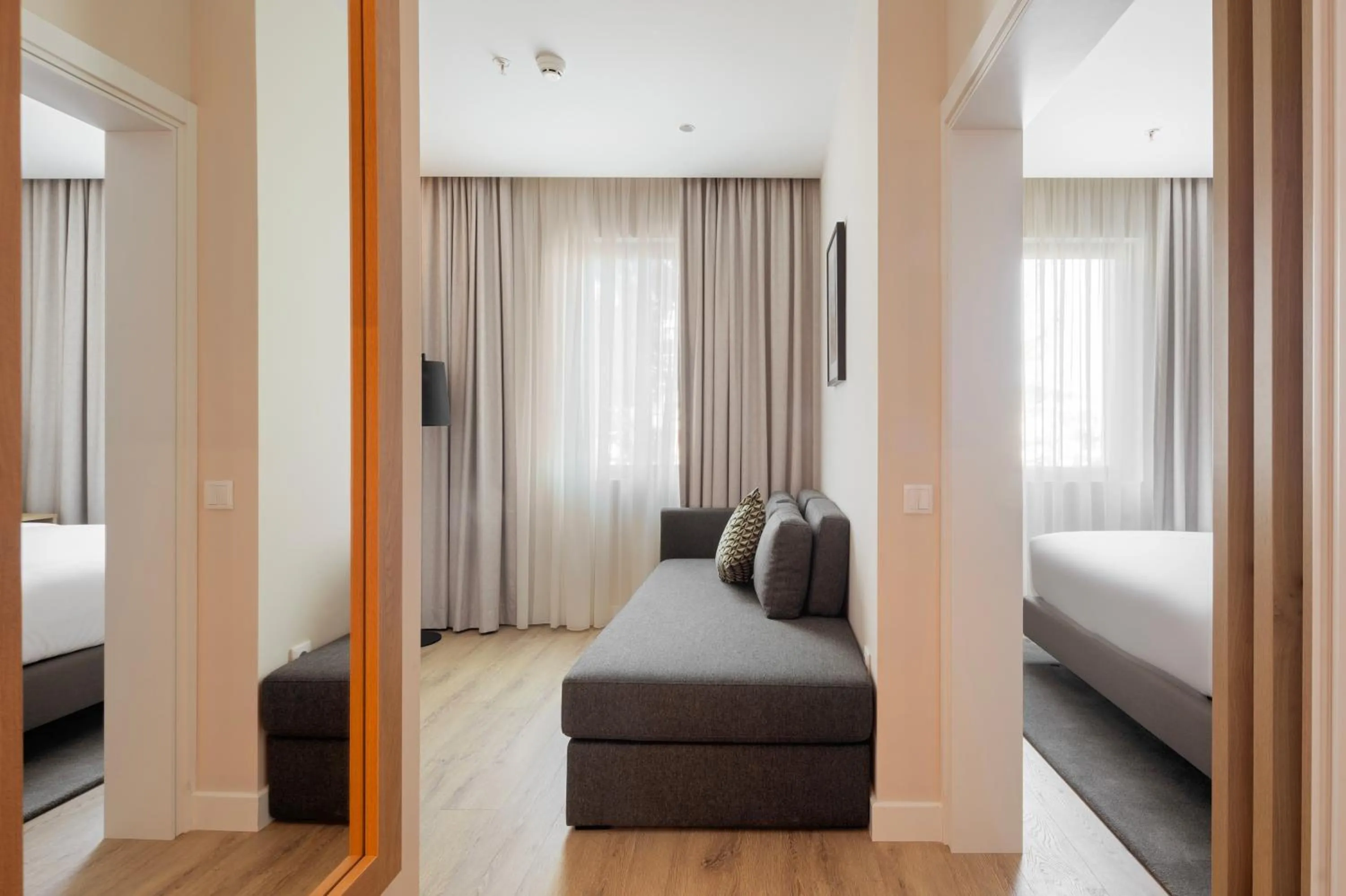 One-Bedroom Suite Pool View in Holiday Inn Braga by IHG