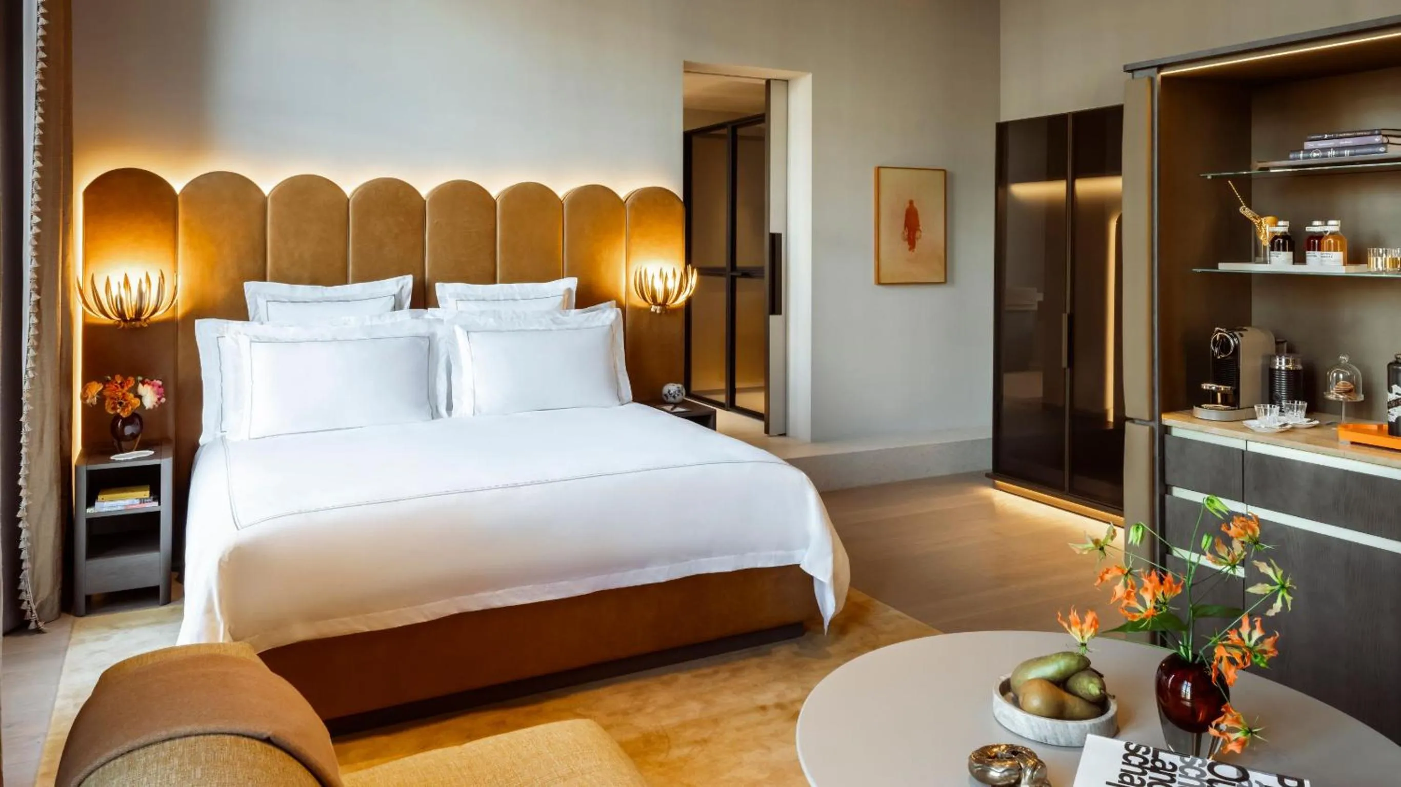 Canal View Junior Suite  in Rosewood Amsterdam