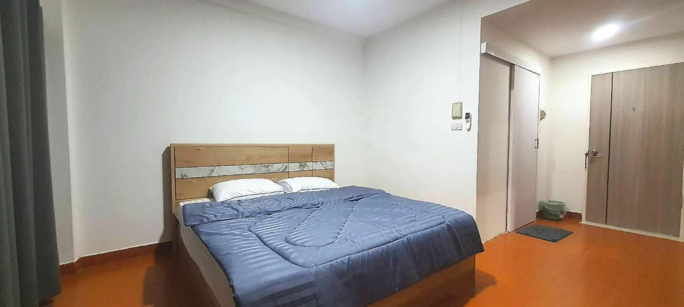 Standard Double Room in Ratanasiri Hotel