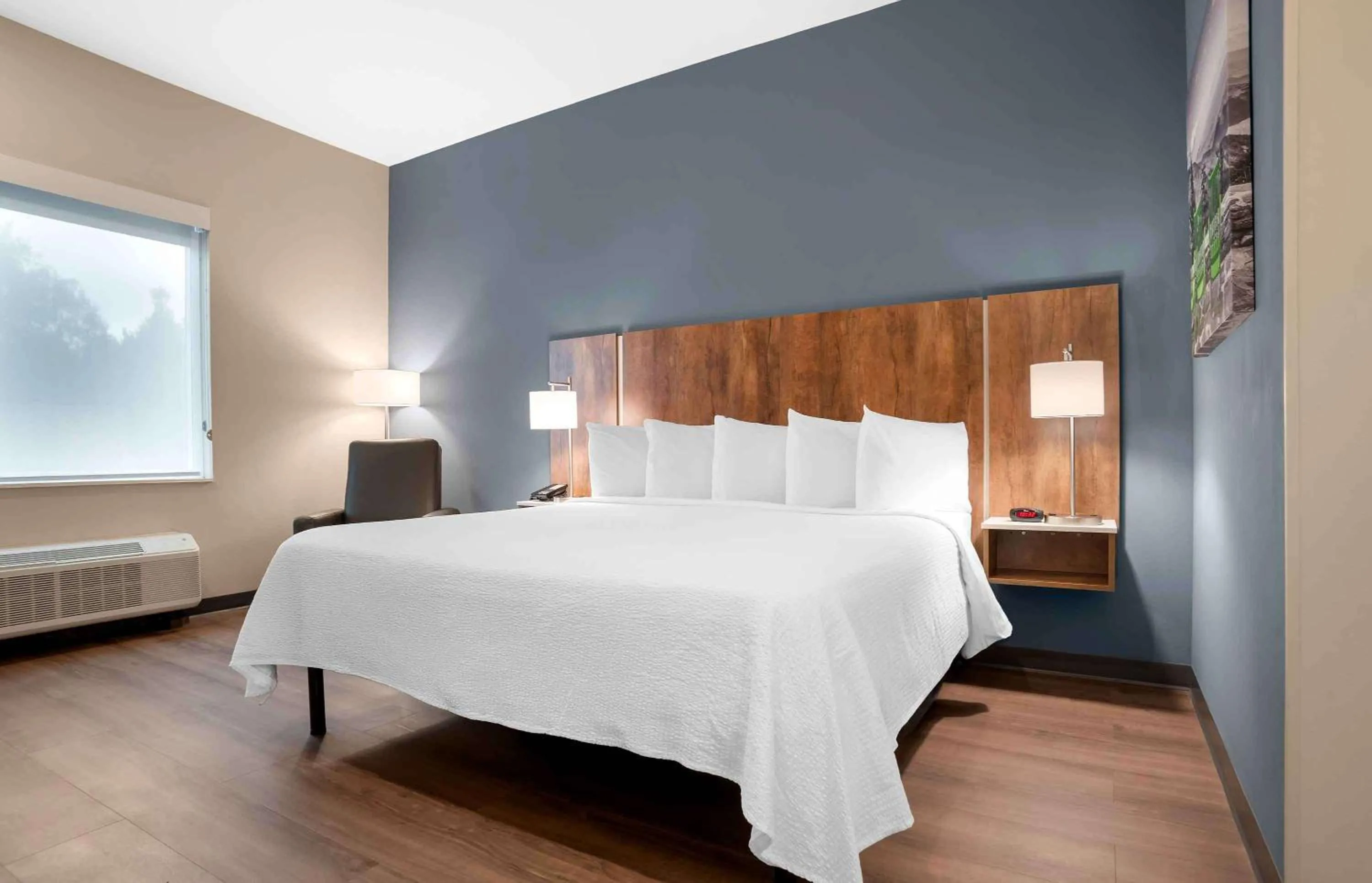 King Studio in Extended Stay America Premier Suites - Pensacola - NAS Corry Station