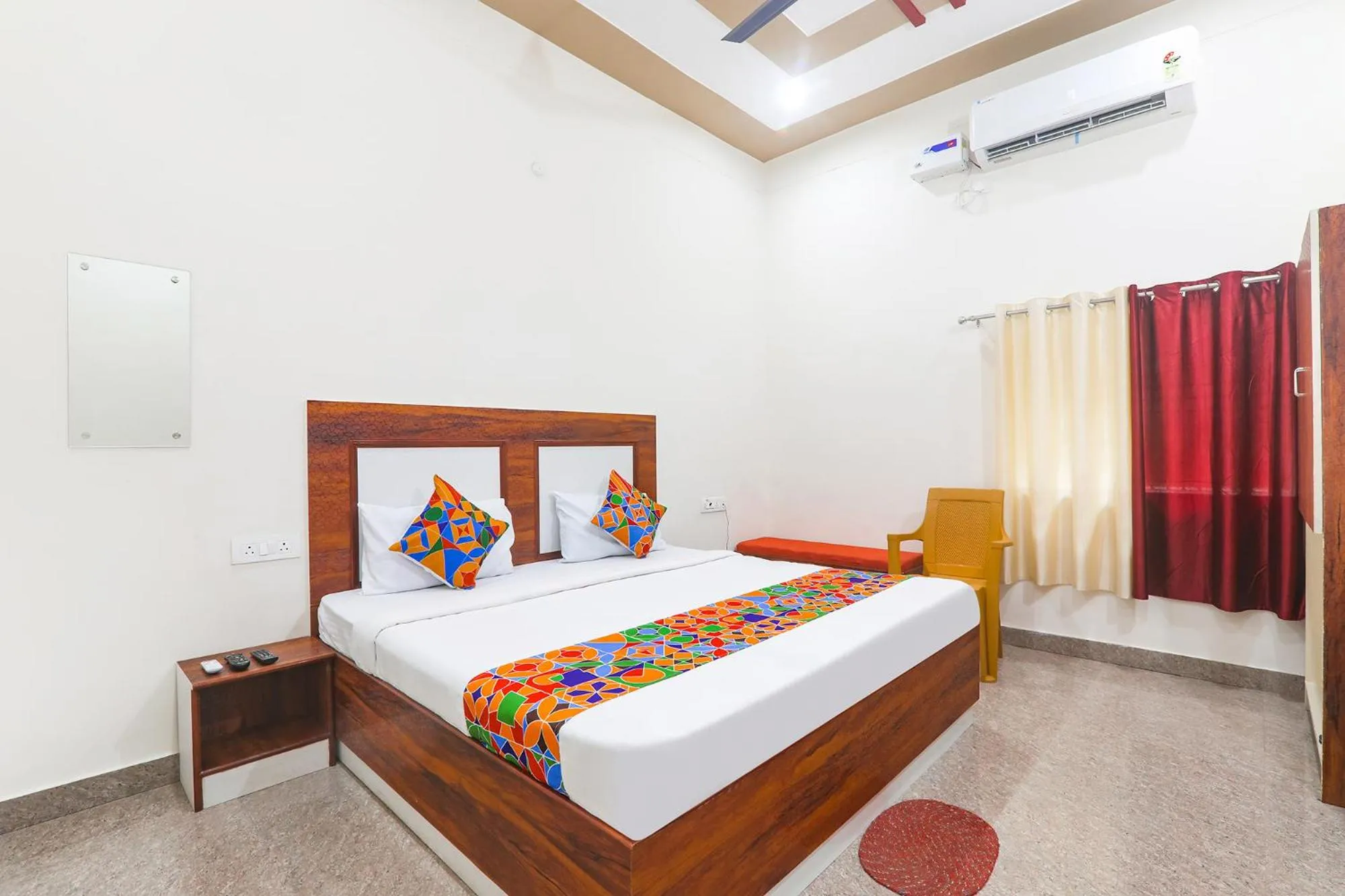 Deluxe Room - single occupancy in FabHotel Shree Venkatesh Nileyam