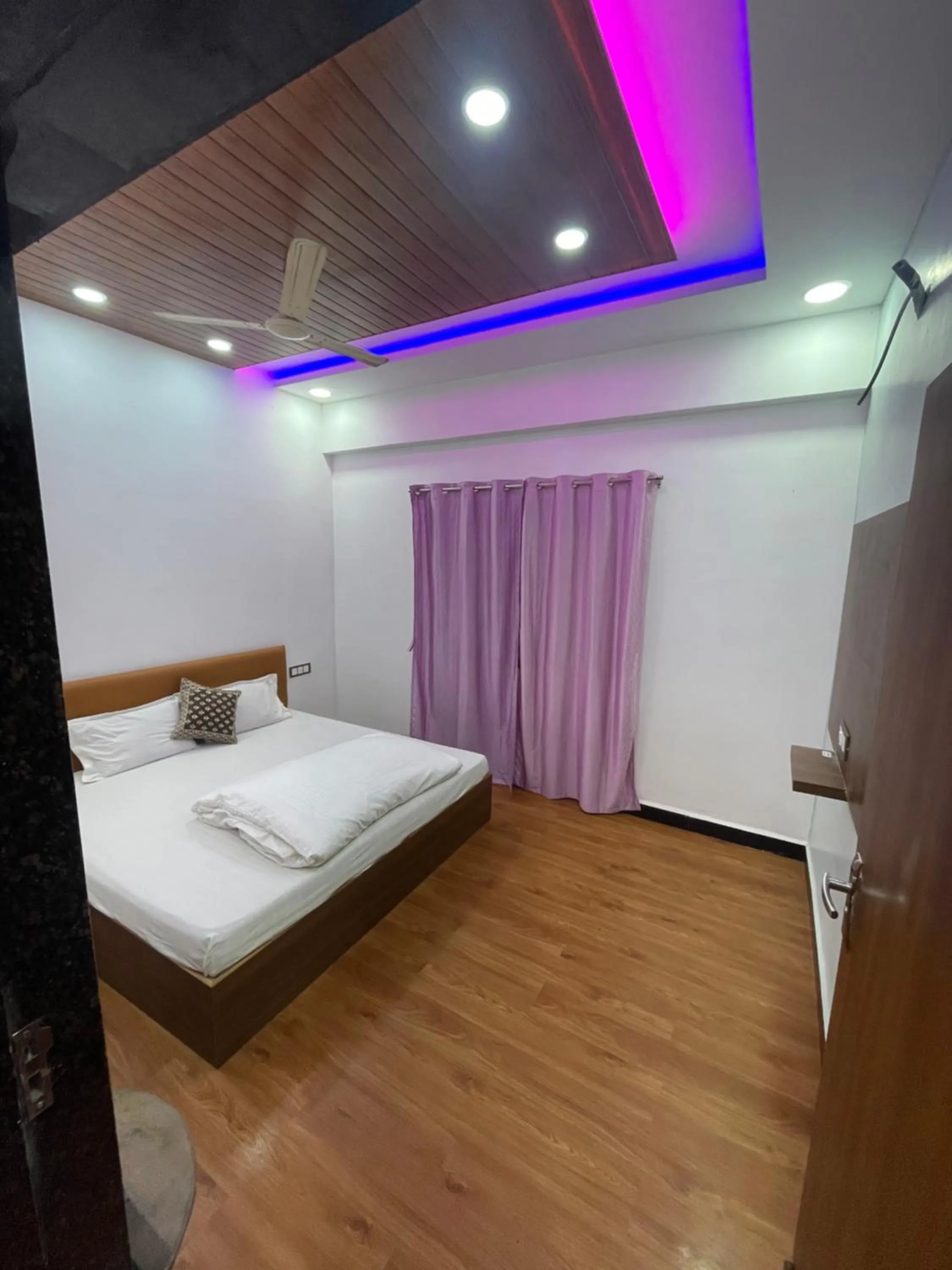 Standard Double Room in Hotel Moonlight & Restaurant