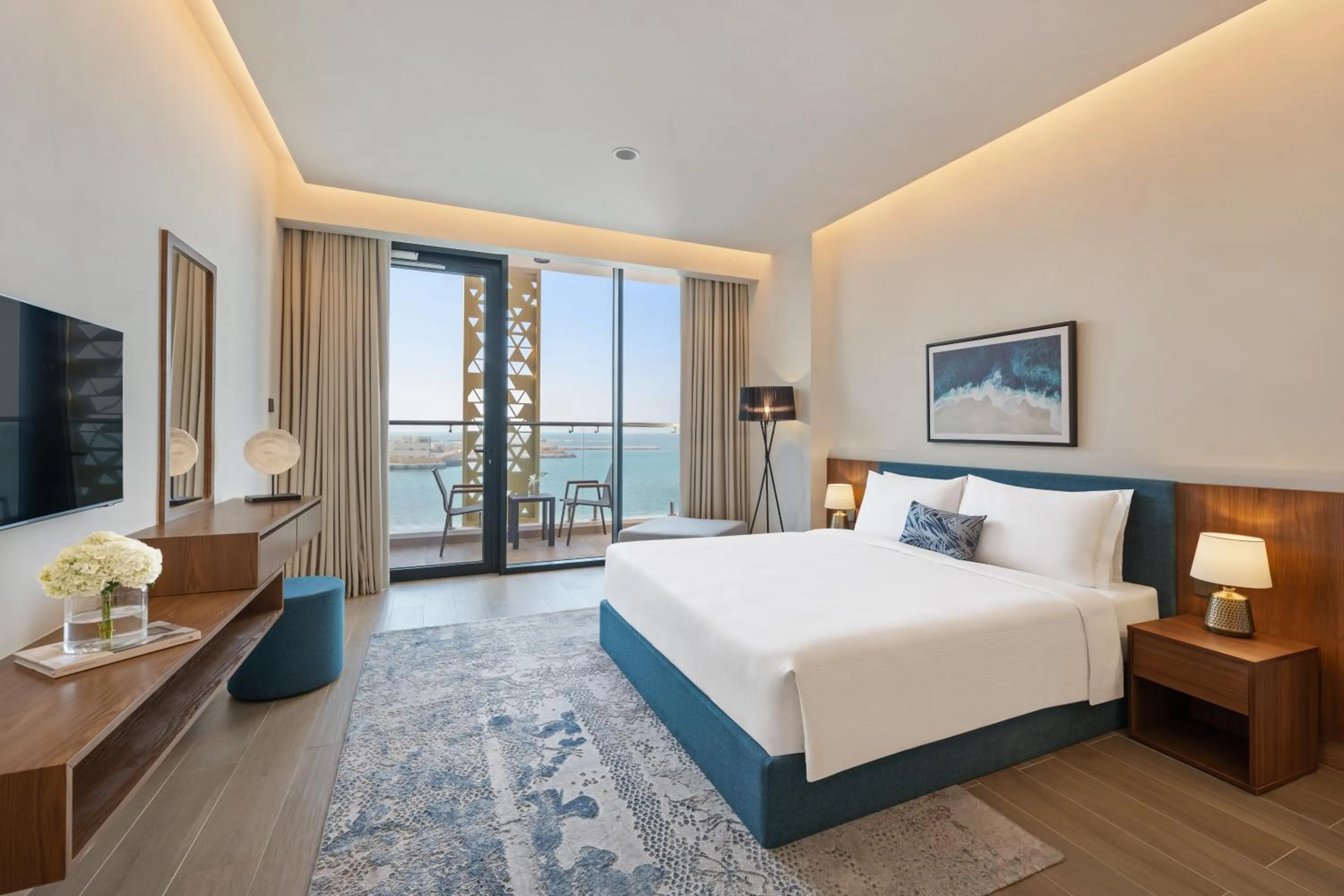 Sea View Three Bedroom Apartment with Balcony in Beach Bay Hotel Mirfa