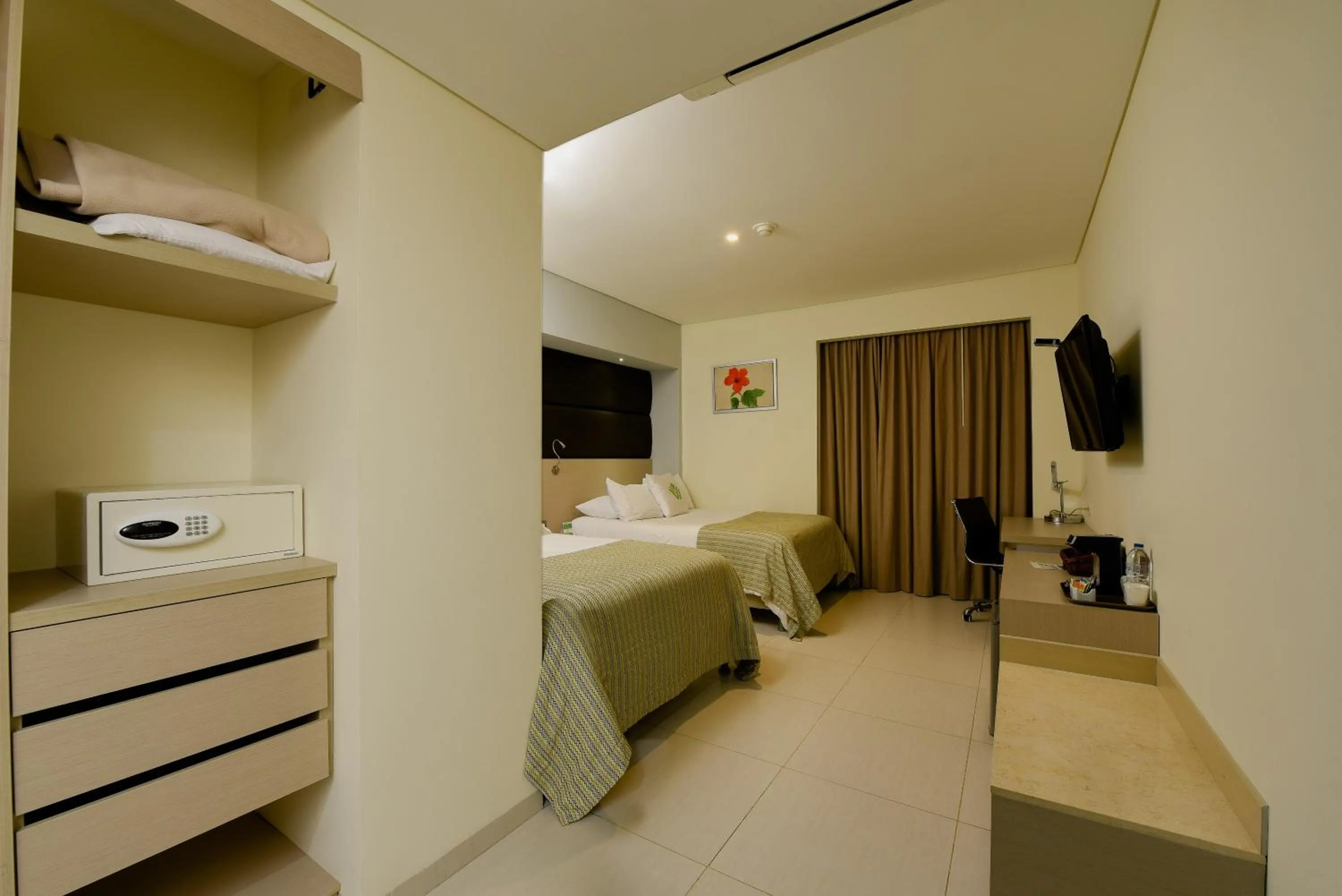 Standard Double Room with Two Double Beds in Wyndham Garden Barranquilla