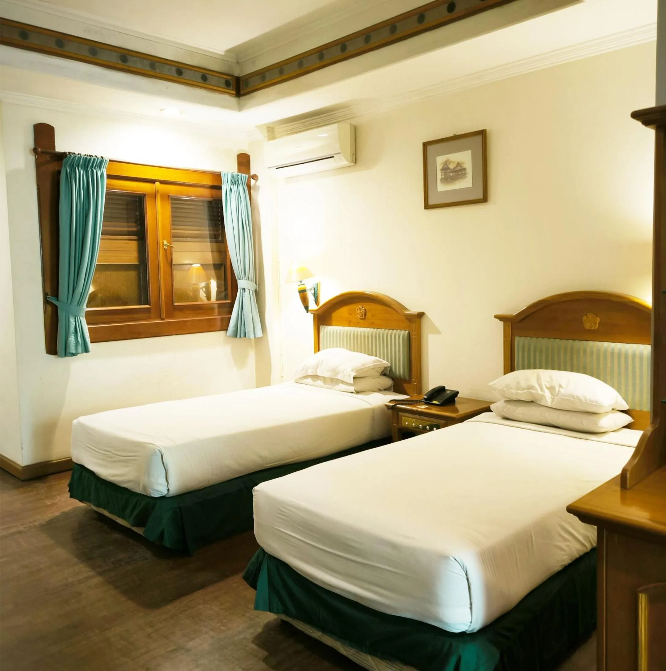 Deluxe Double or Twin Room in Kresna Hotel