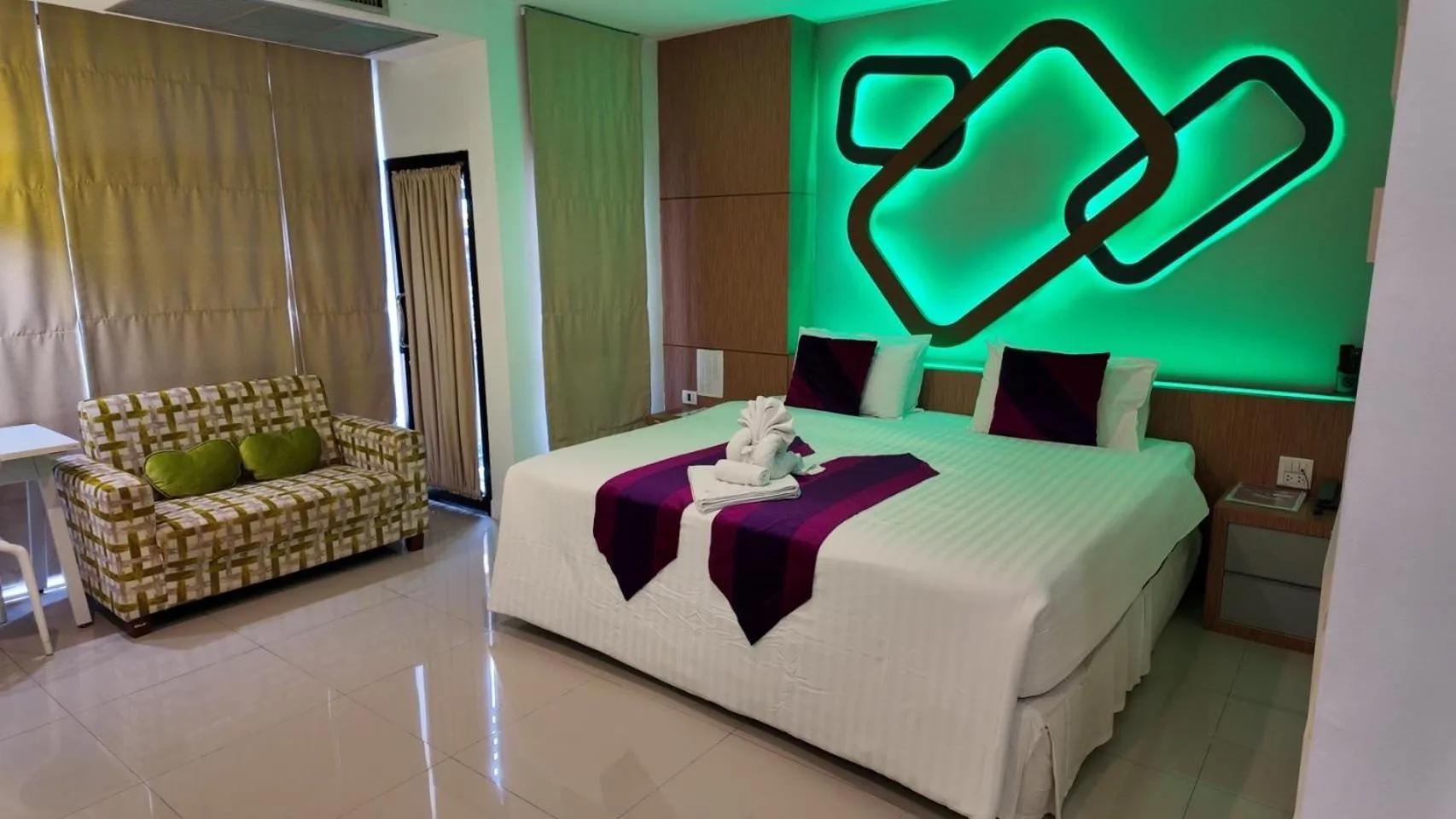 Deluxe King Room in Phitsanulok United