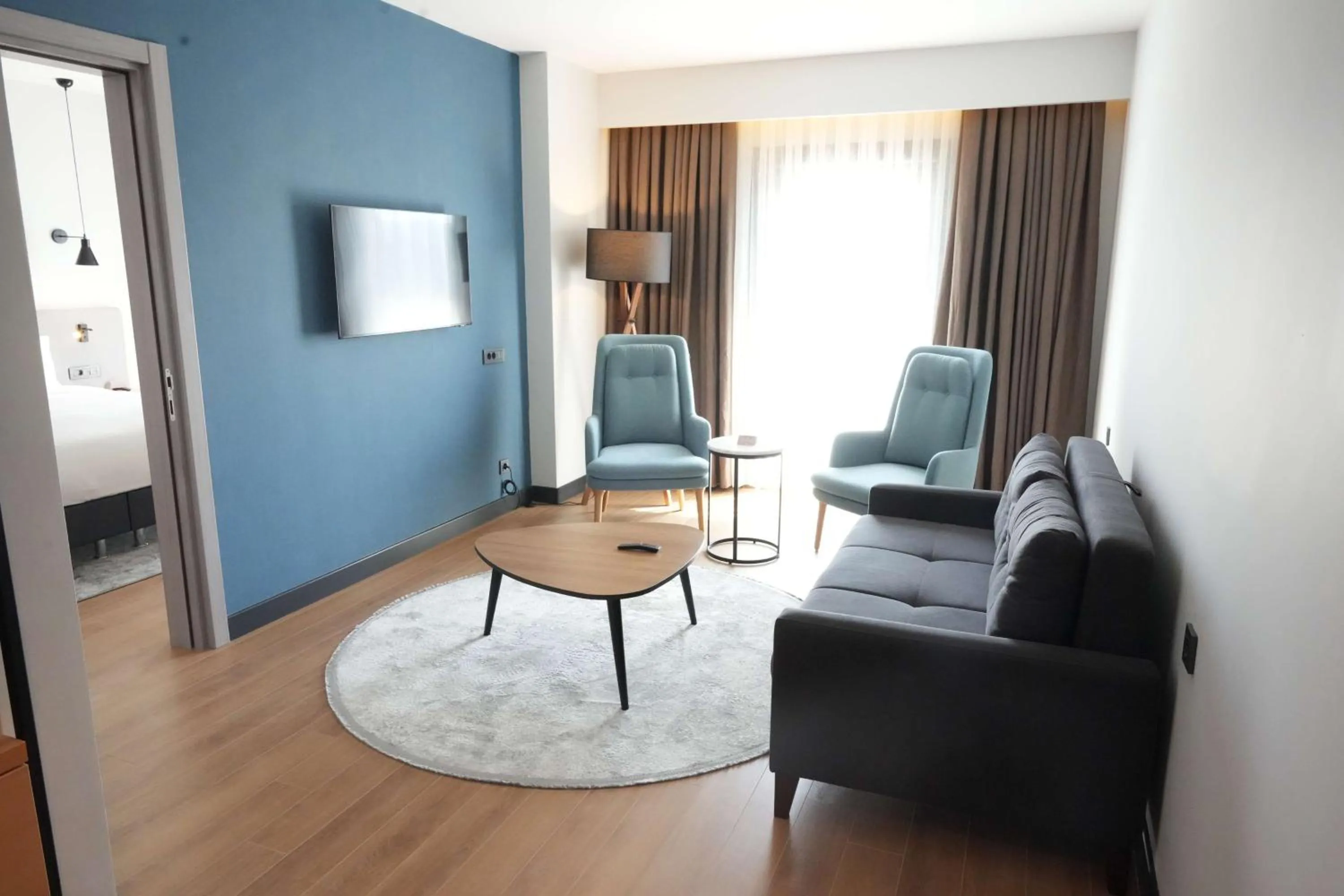 Junior Suite - Partial Sea View in Radisson Hotel Mersin