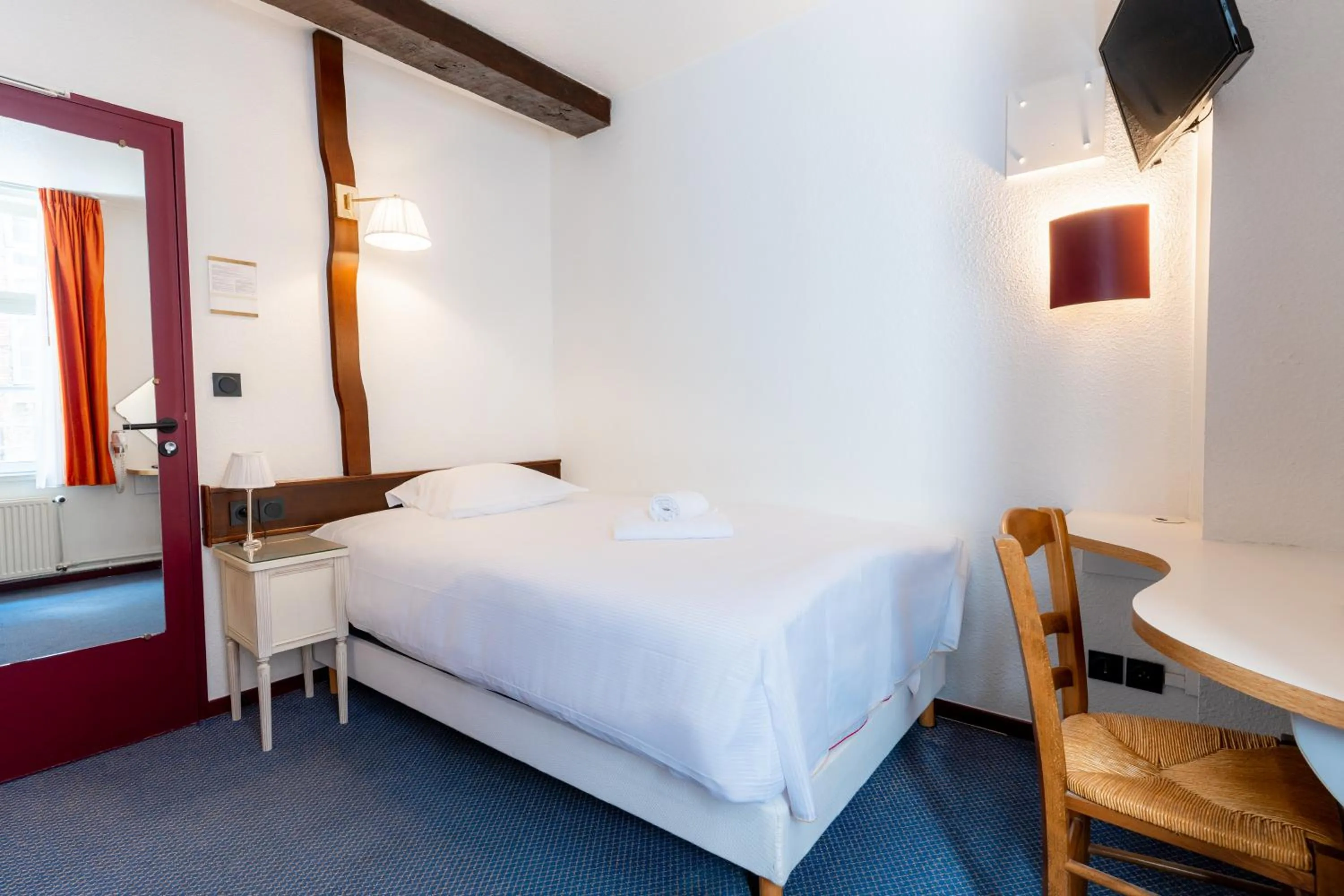 Single Room in Hôtel Les Trois Luppars