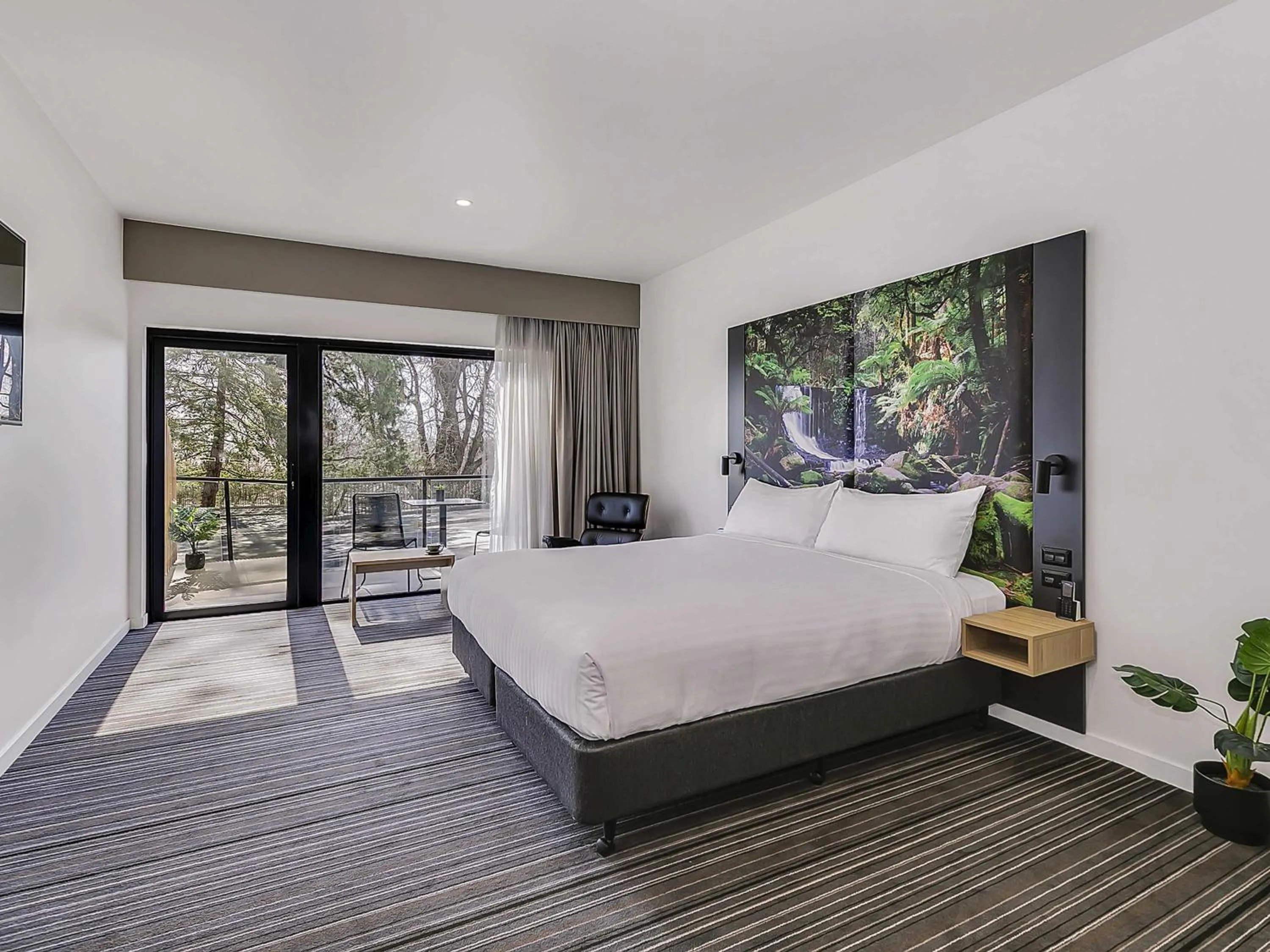 Premium King Room in Mercure Launceston