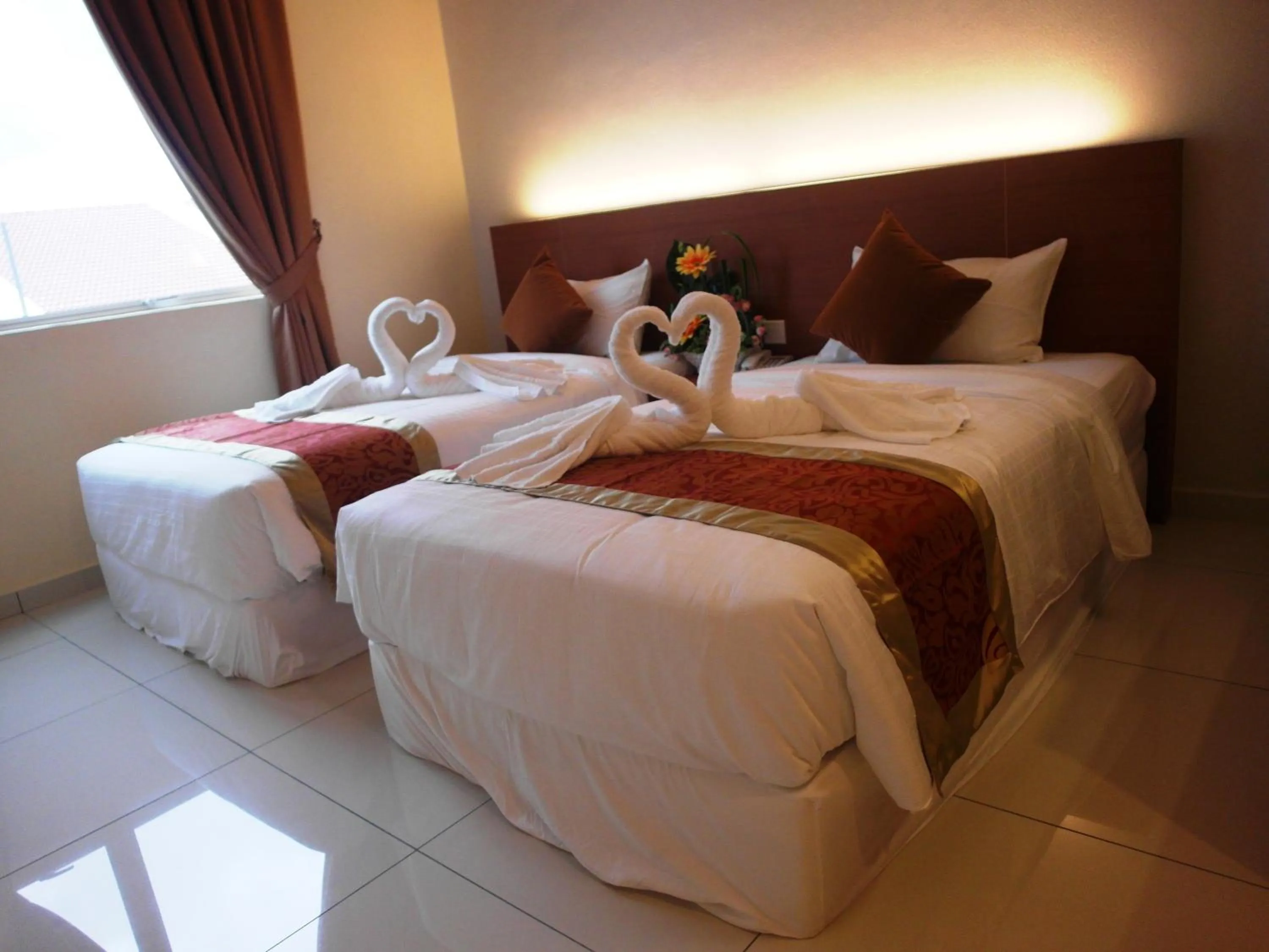 Deluxe Twin Room in Supreme Hotel