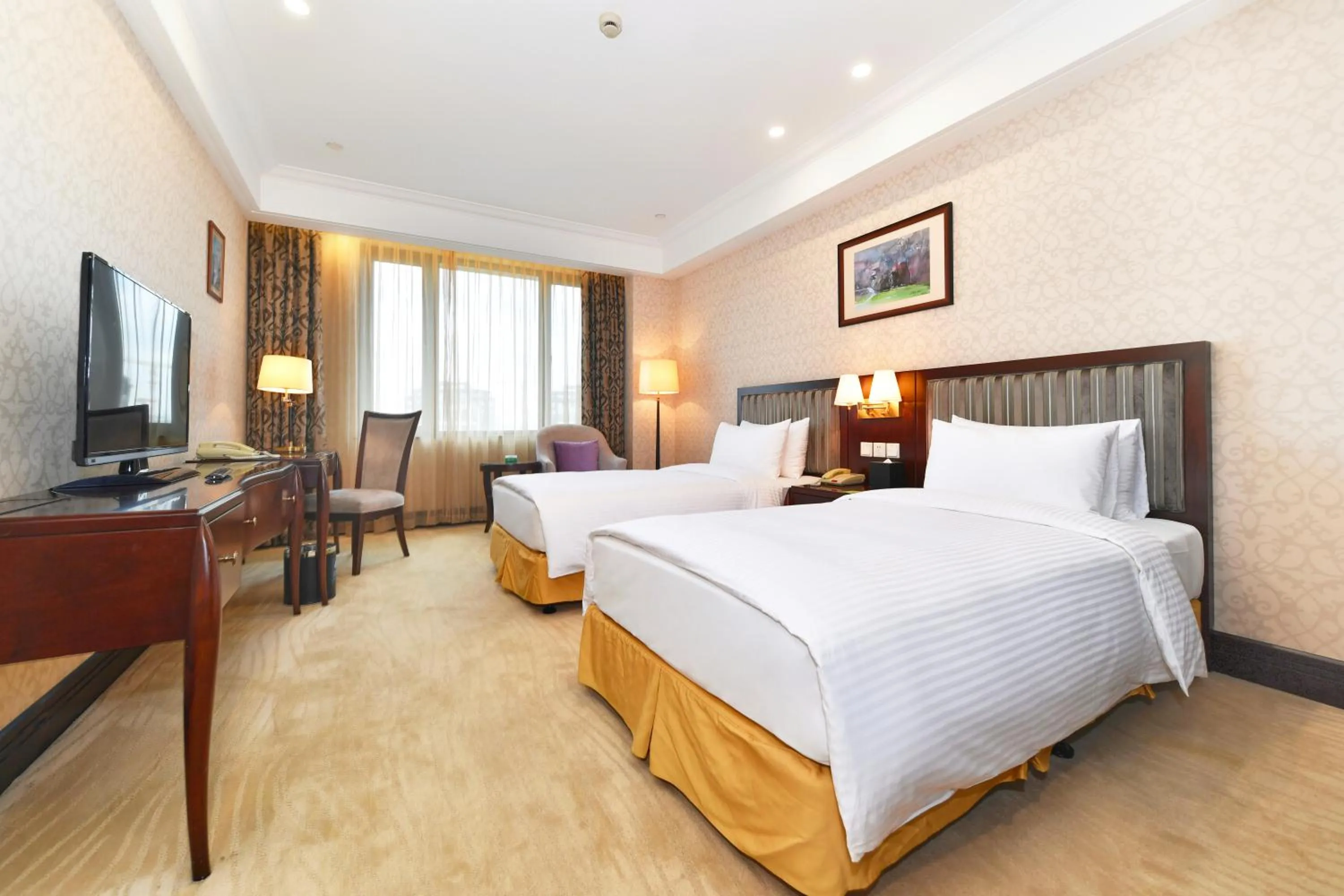Superior Twin Room in Evergreen Laurel Hotel, Shanghai