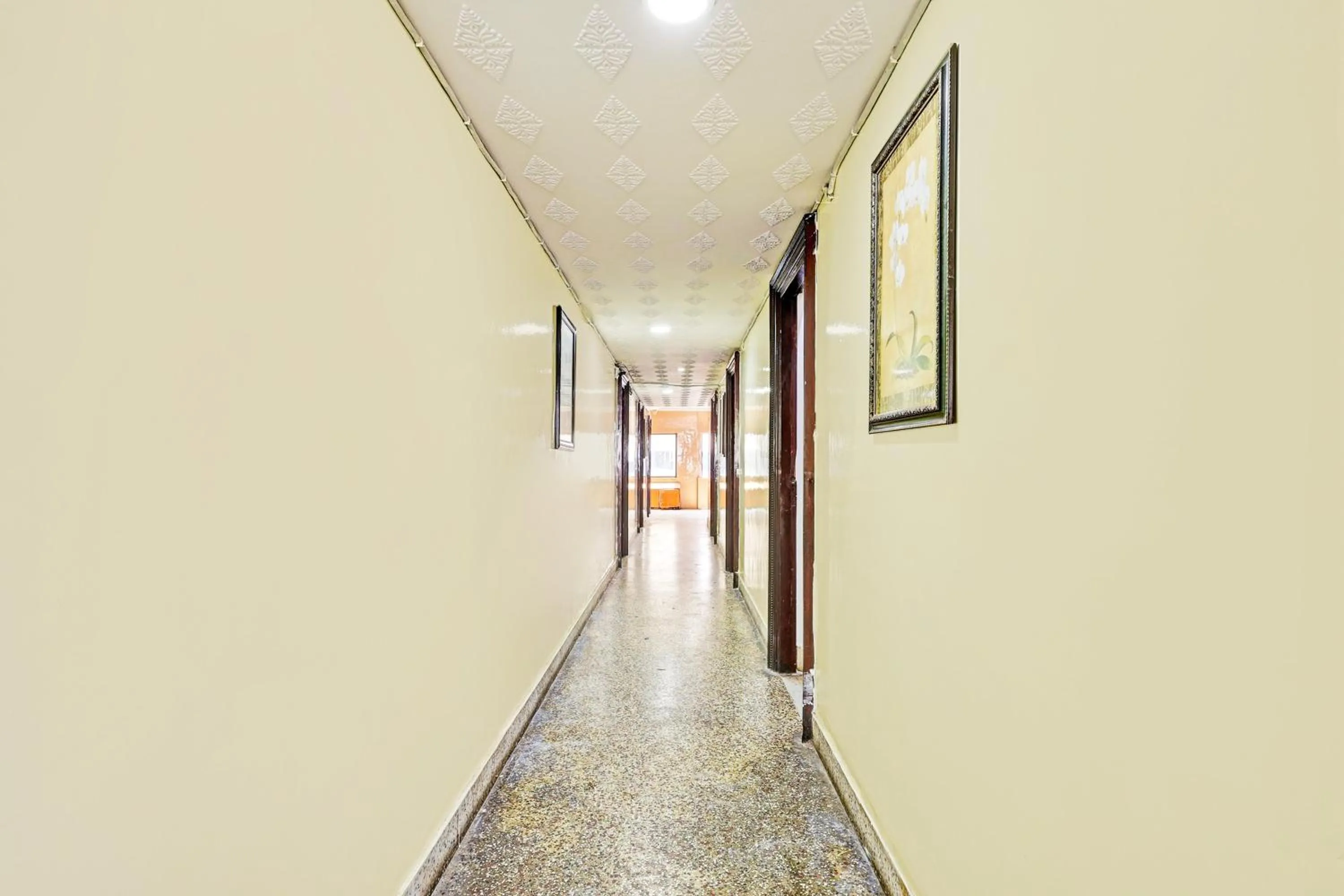 Super Hotel O Besant Road