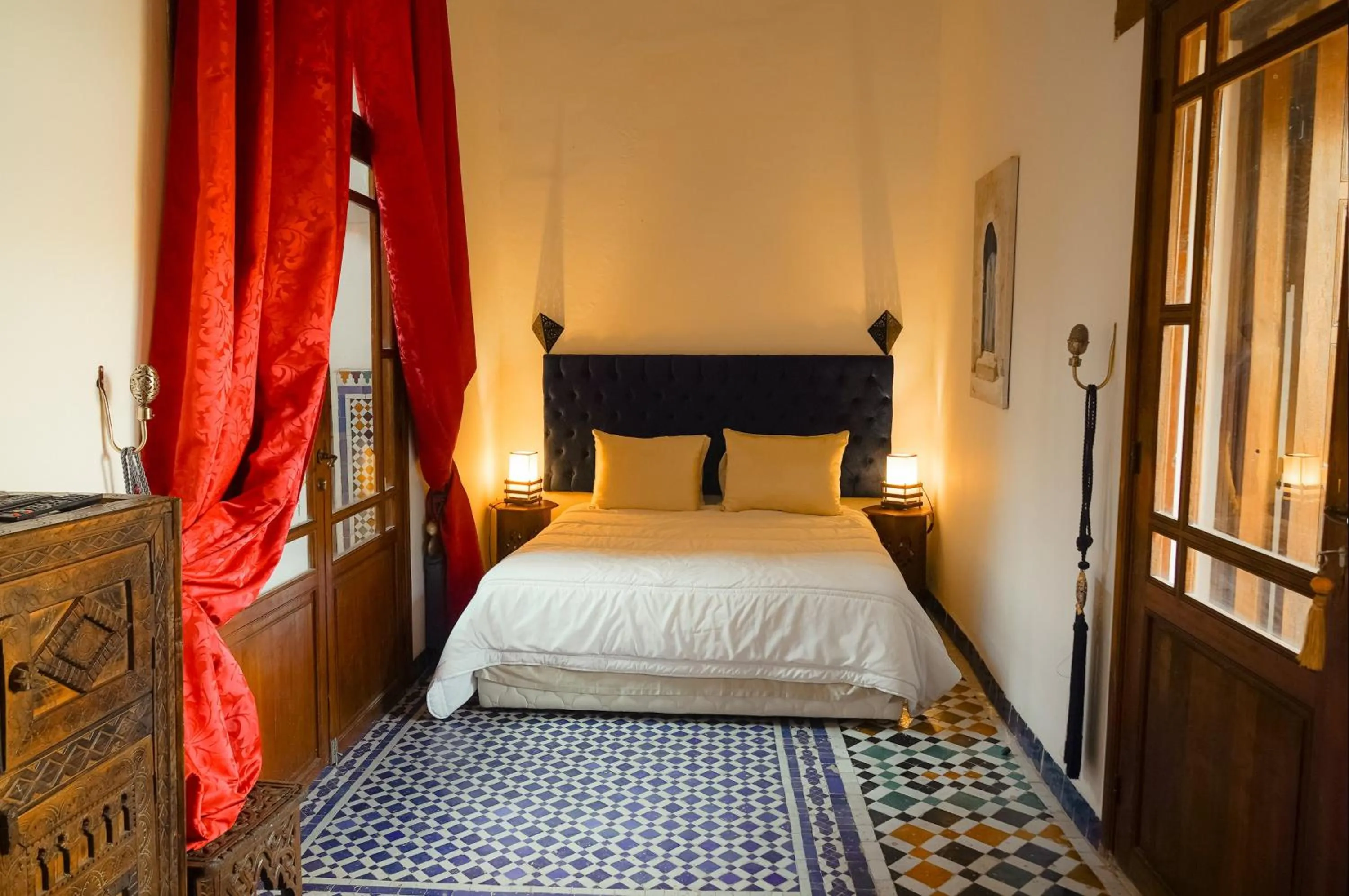 Deluxe Queen Room in Riad Dar Pierre