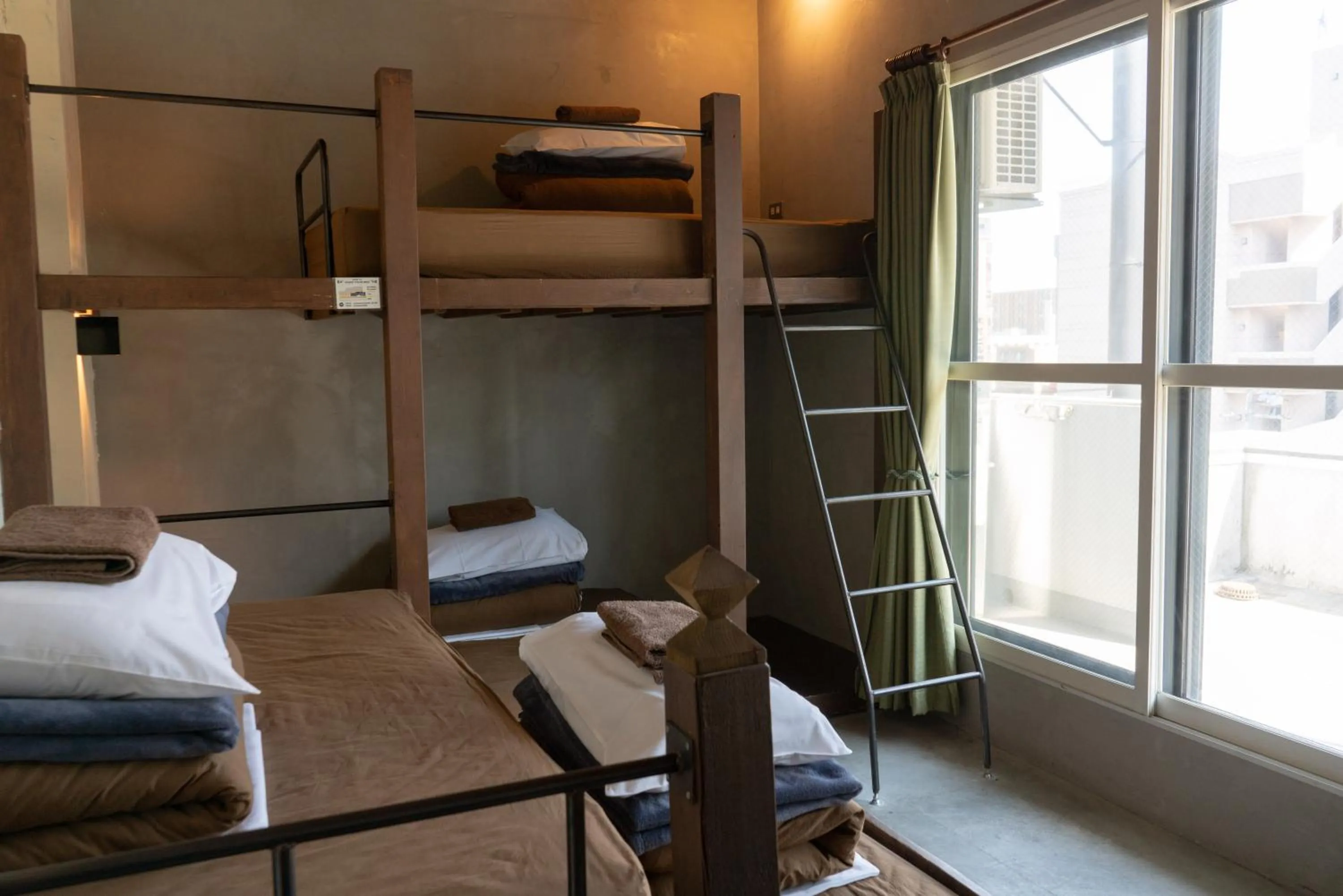 Economy Quadruple Room with Shared Bathroom in Untapped Hostel