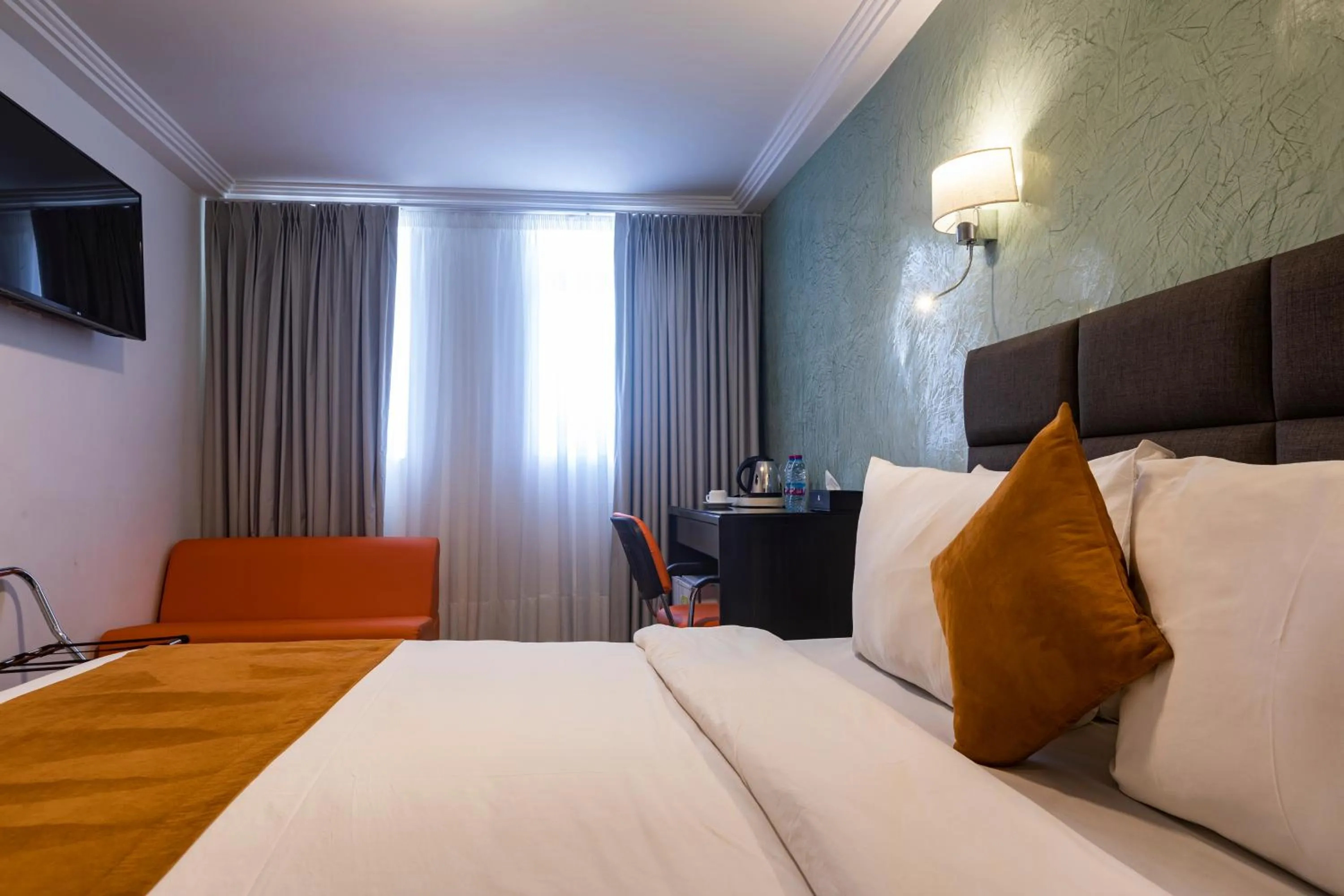 Deluxe Room - single occupancy in Airport View Hotel