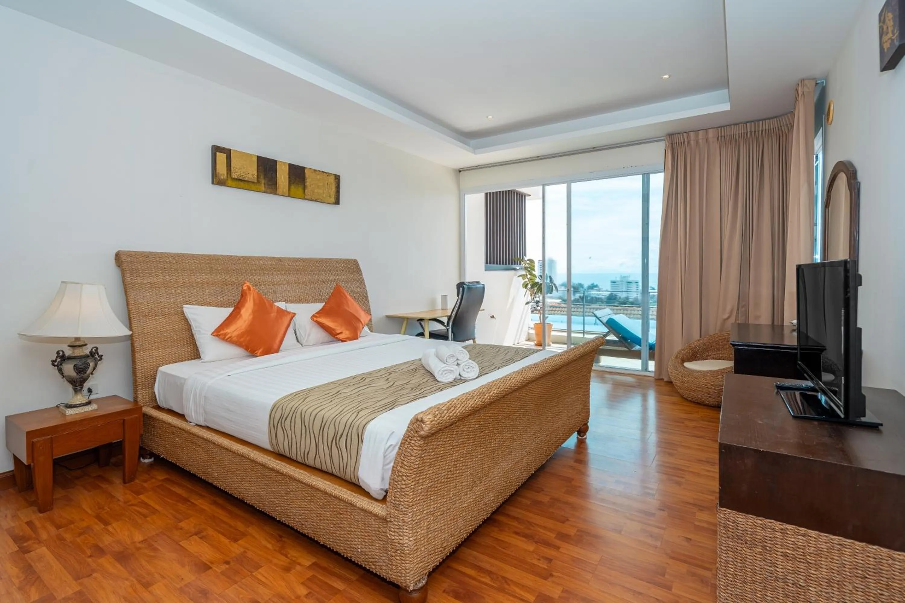 Two-Bedroom Apartment with Sea View in Hillside seaview Residence