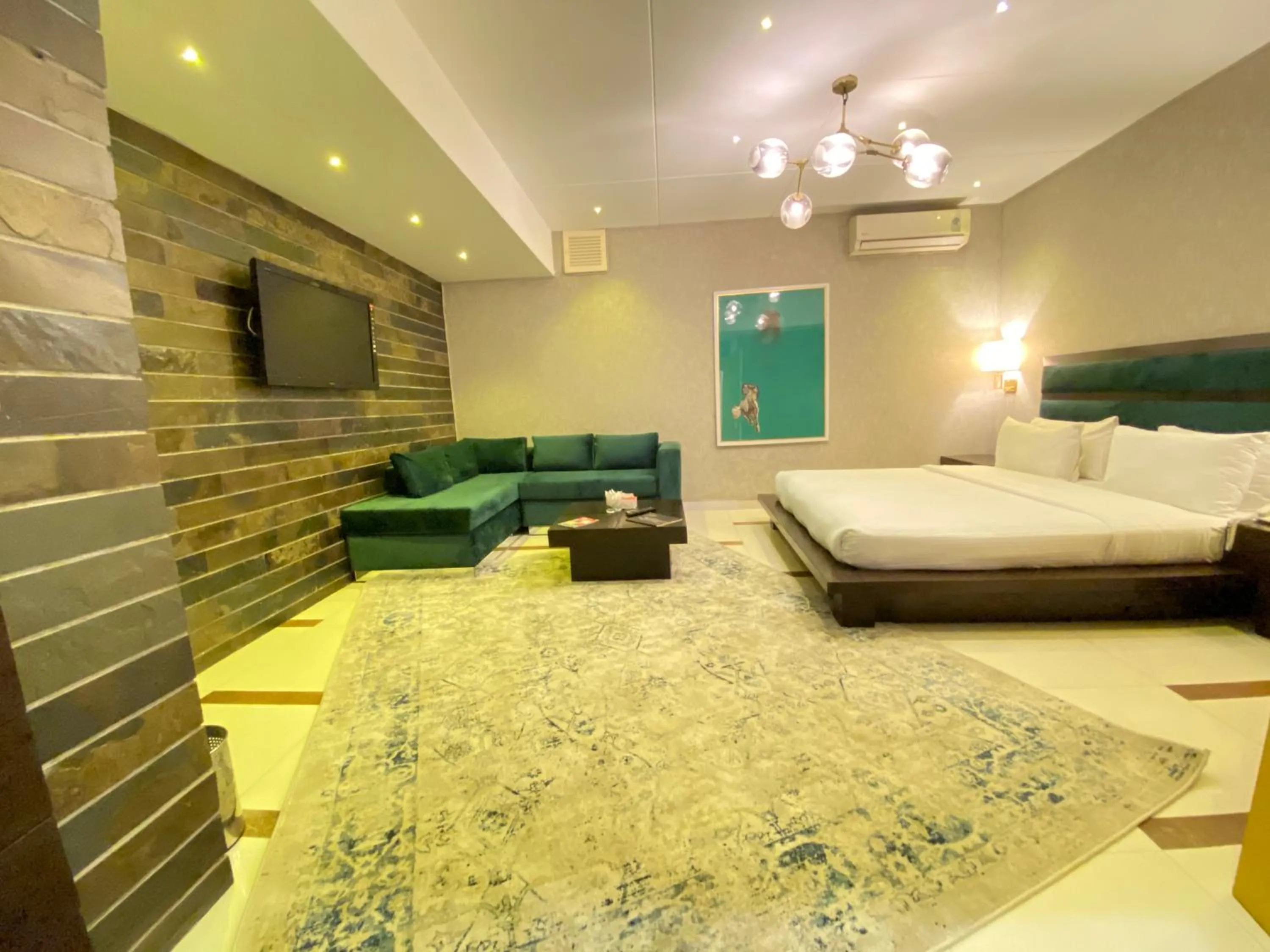 Executive Suite - single occupancy in Lahore Continental Hotel