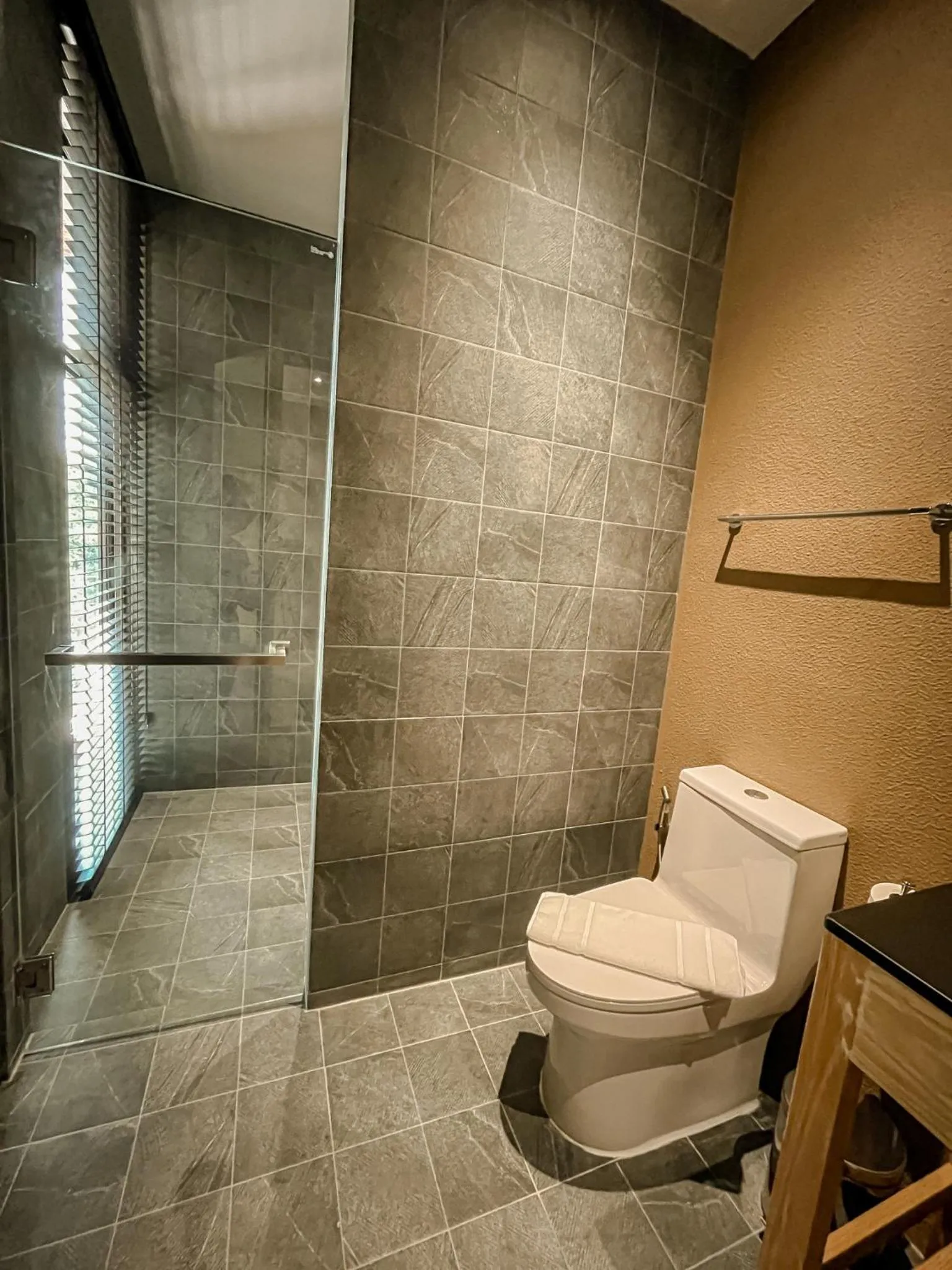 Superior Twin Room in Historykan Kanchanaburi Hotel