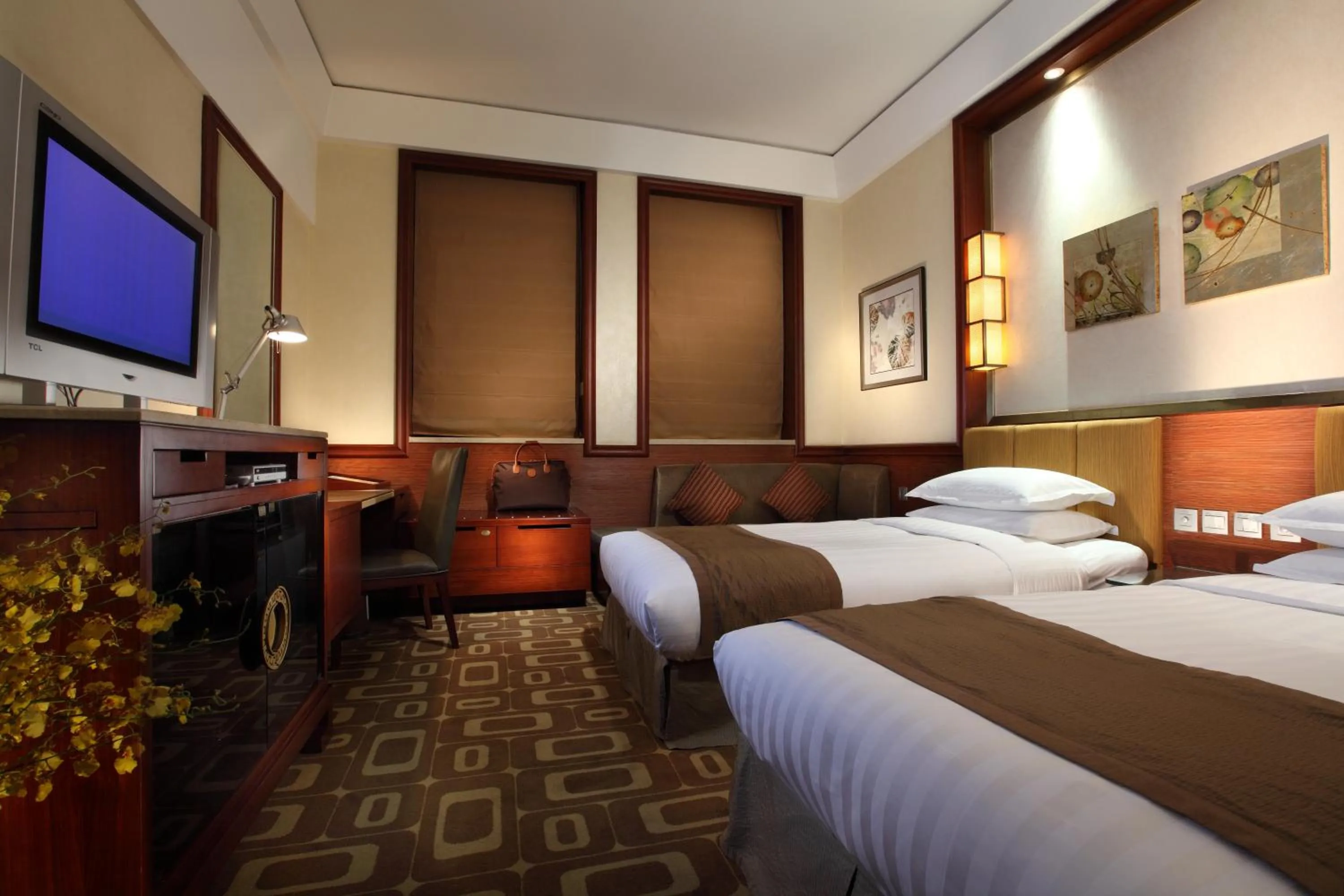 Business Twin Room in Min Zu Hotel