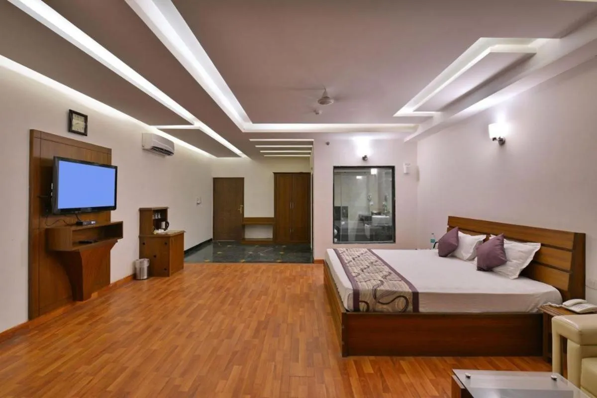King Room in Modi Hotel & Resorts