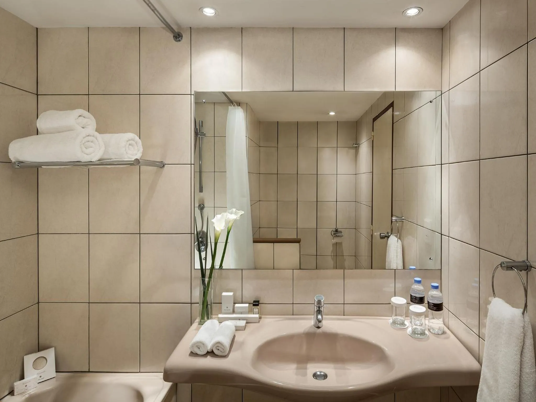 Double Room with Panoramic View in Hotel des Mille Collines