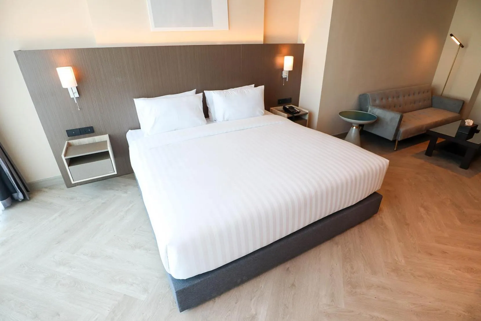 Deluxe Suite in The One Cozy Living