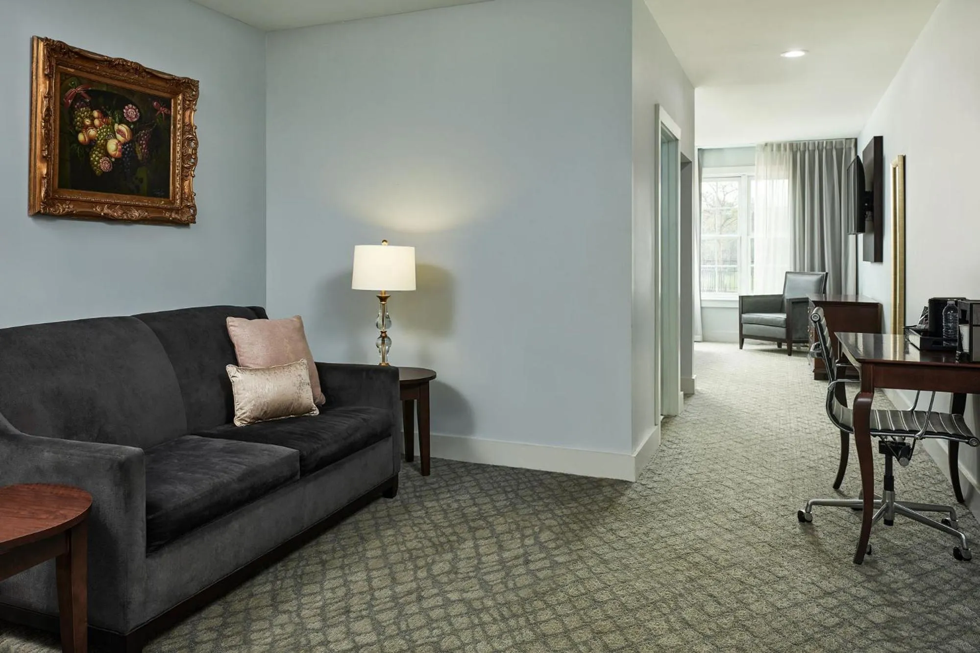 King Room with Sofa Bed in St James Hotel Selma