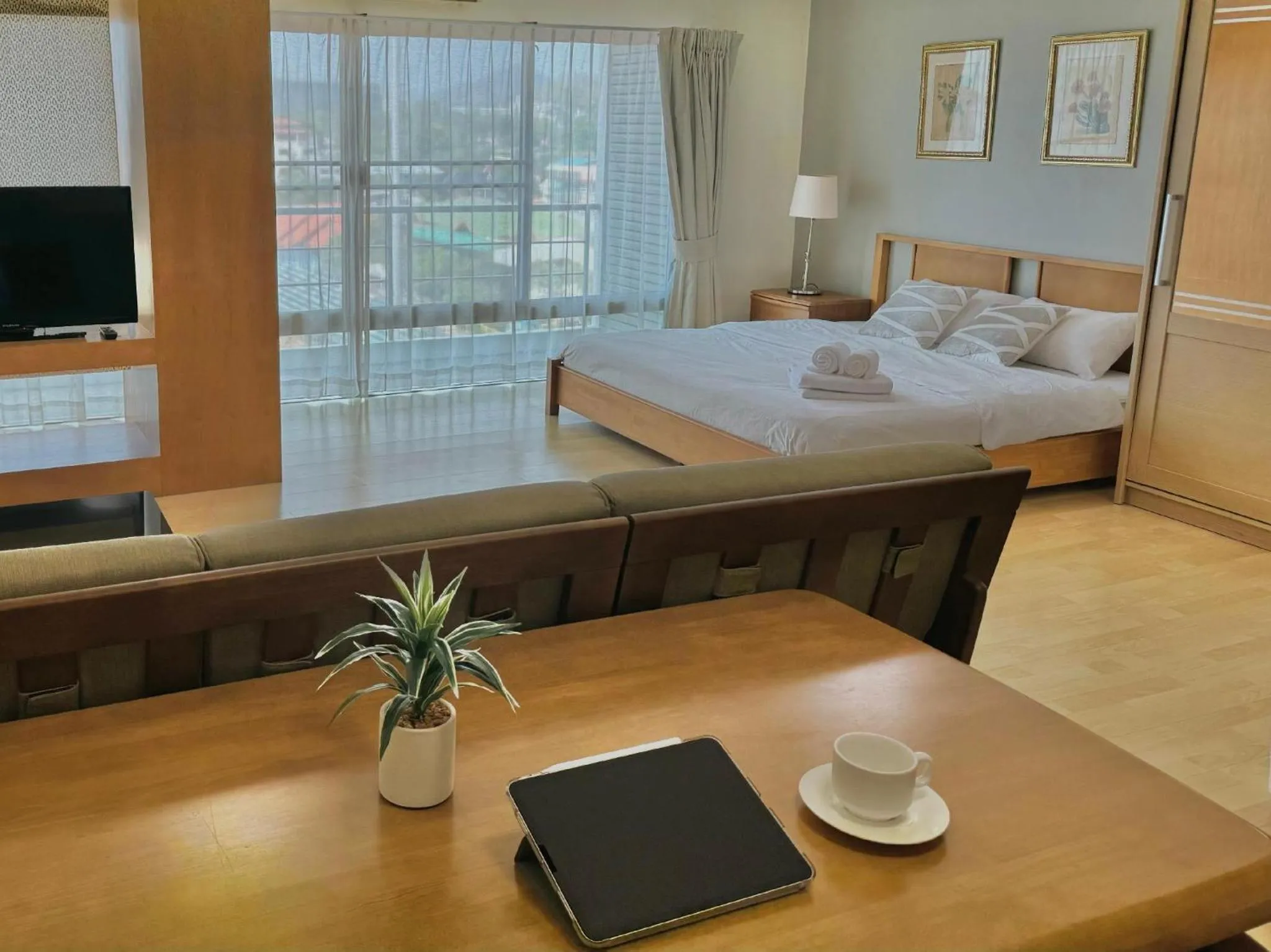 Deluxe Studio in Sriracha Avenue Serviced Apartment