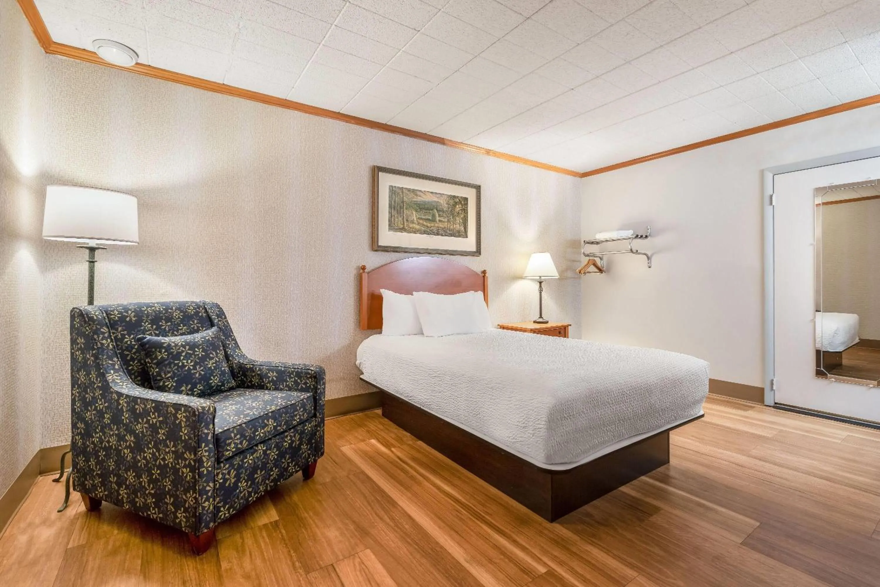 Double Room - Disability Access/Non-Smoking in Ramada by Wyndham State College Hotel & Conference Center