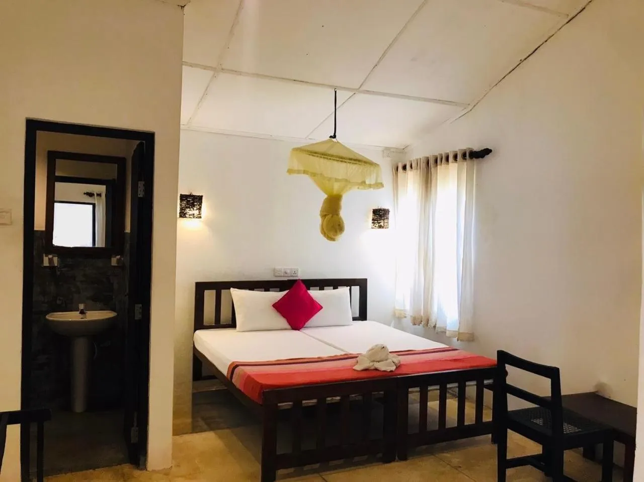 Superior Double Room in Curry Bowl Restaurant & Turtles Rest