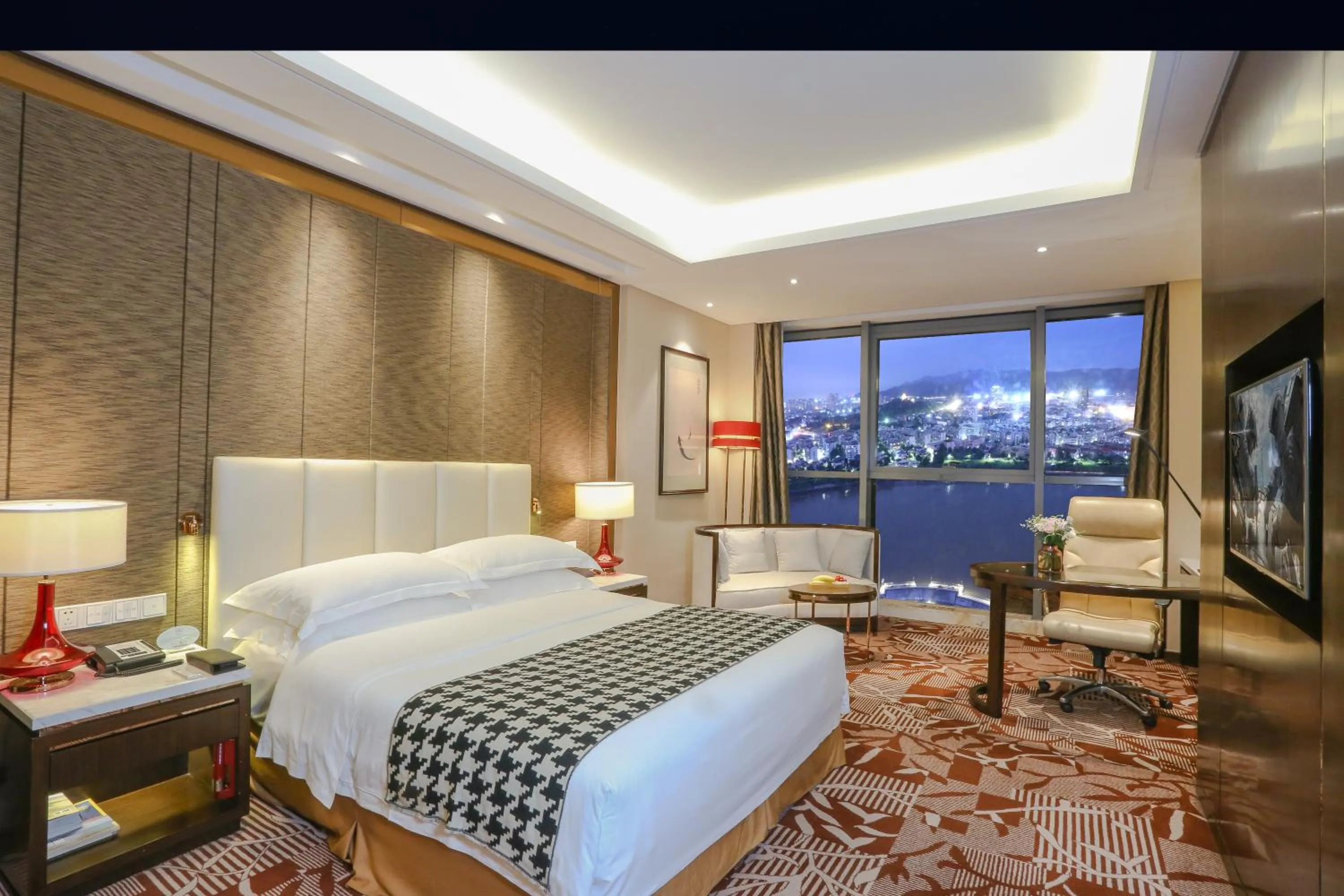 Executive Queen Room with River View in Yiwu Shangcheng Hotel