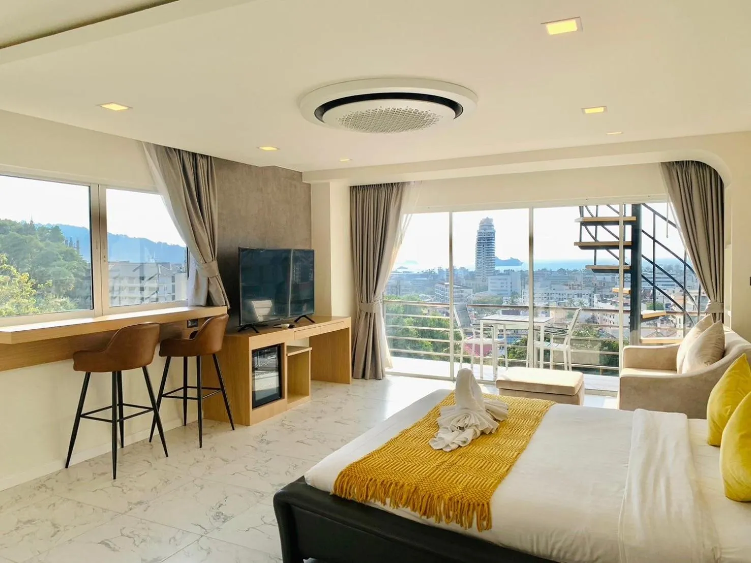 King Room with Sea View in Ocean View Treasure Residence