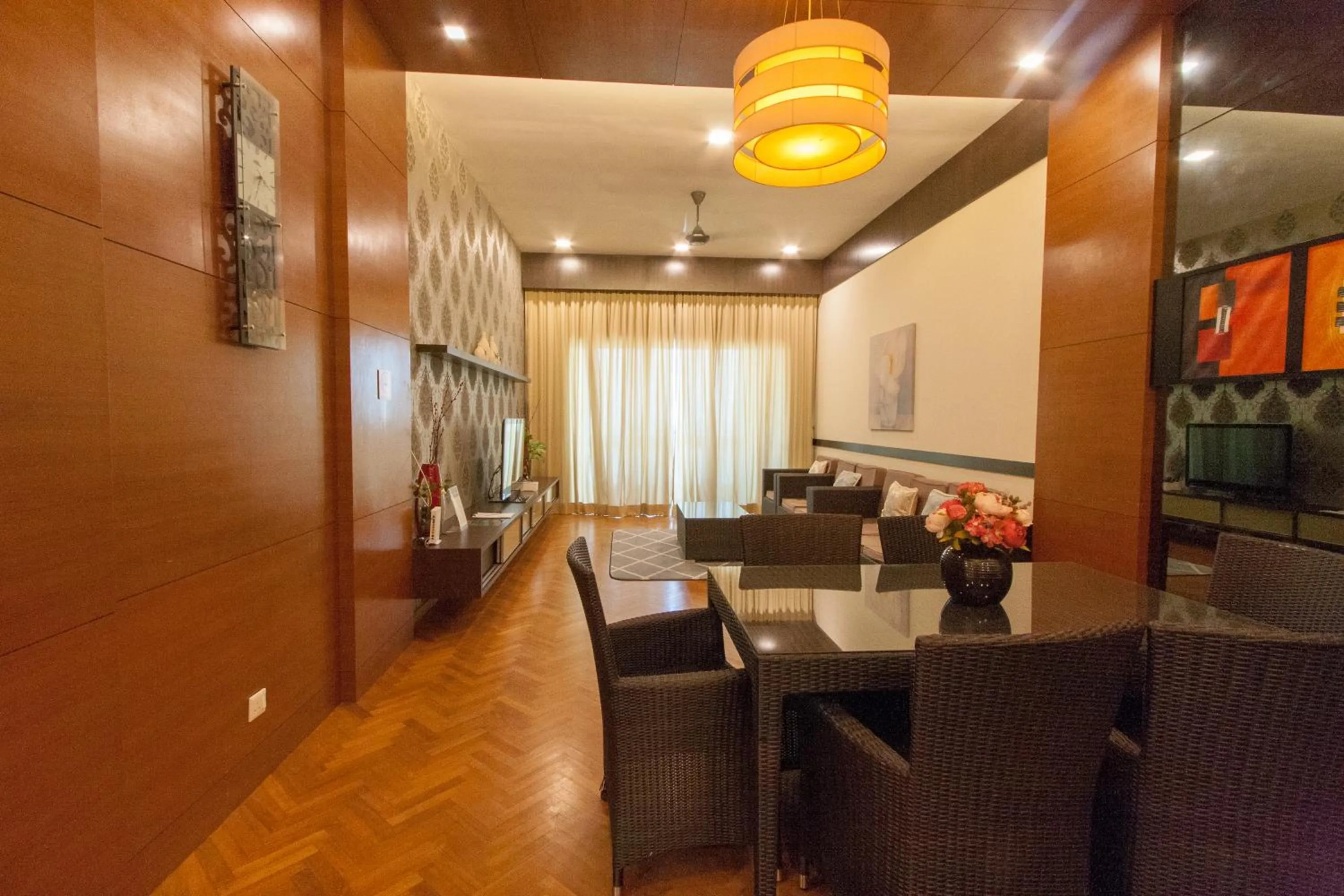 Two-Bedroom Apartment in Profolio @ Straits Quay