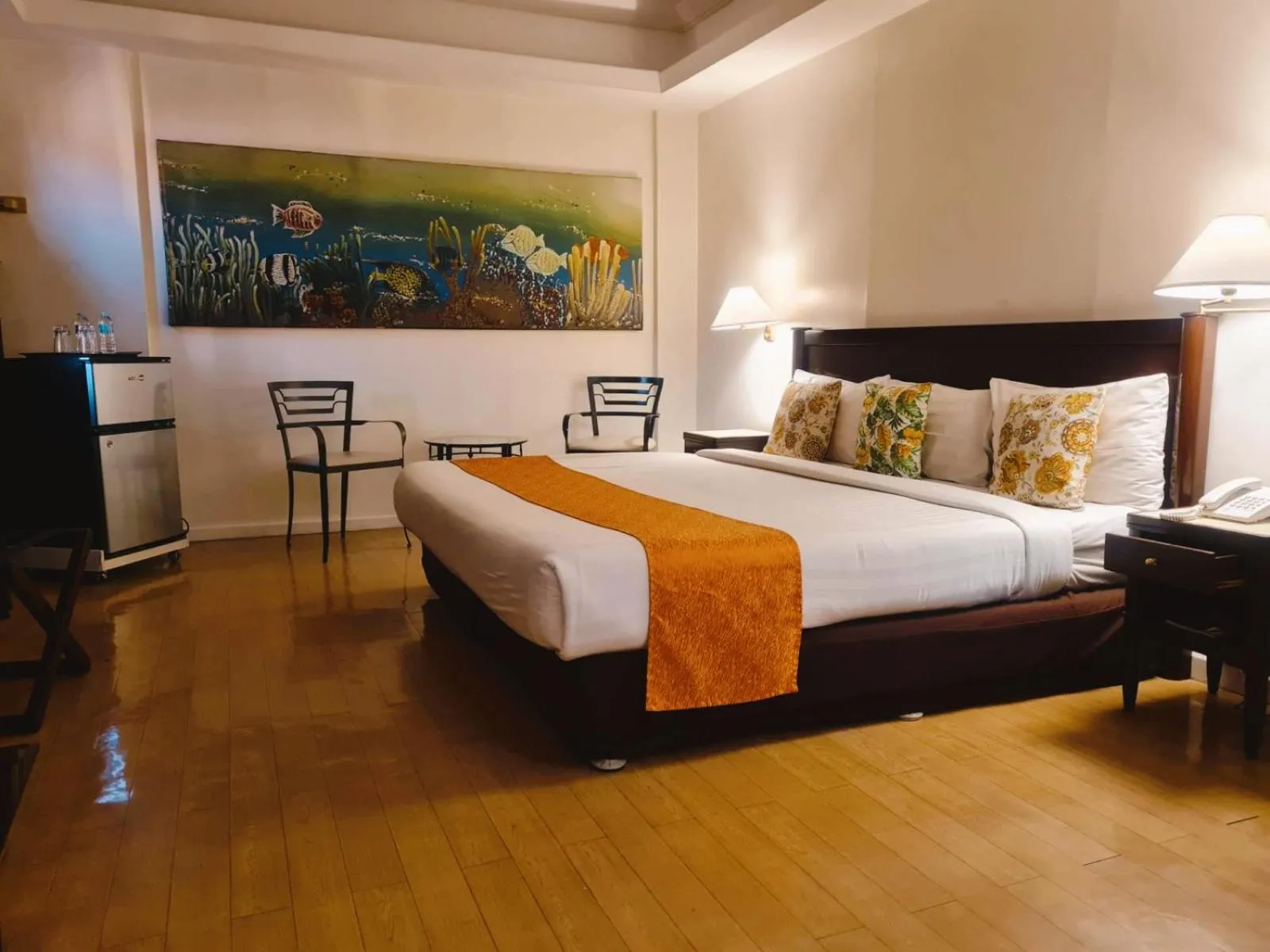 Junior Suite in Harbor Town Hotel