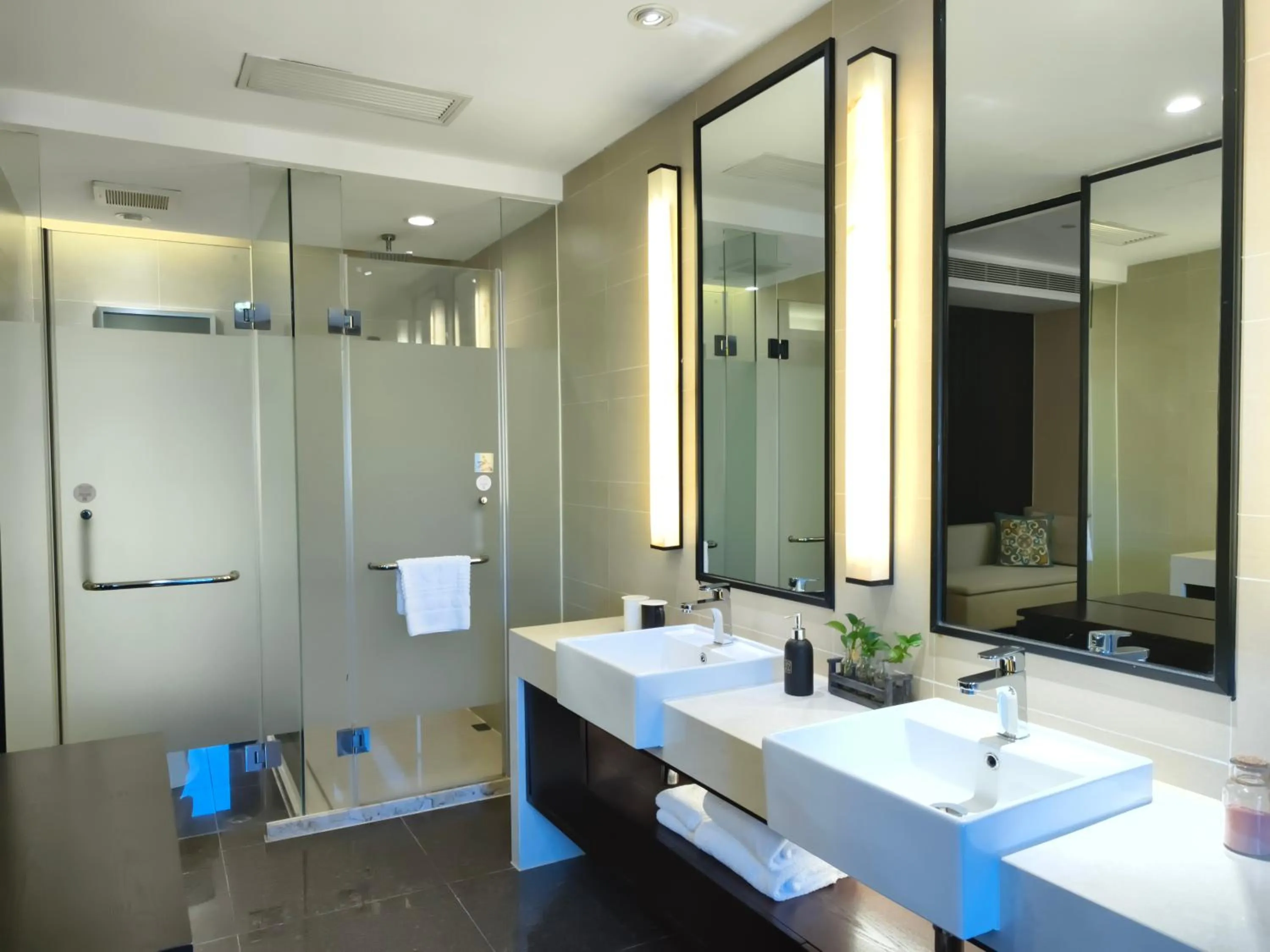 SSAW Suite in SSAW Boutique Hotel Hangzhou East - Free Self Service Laundry