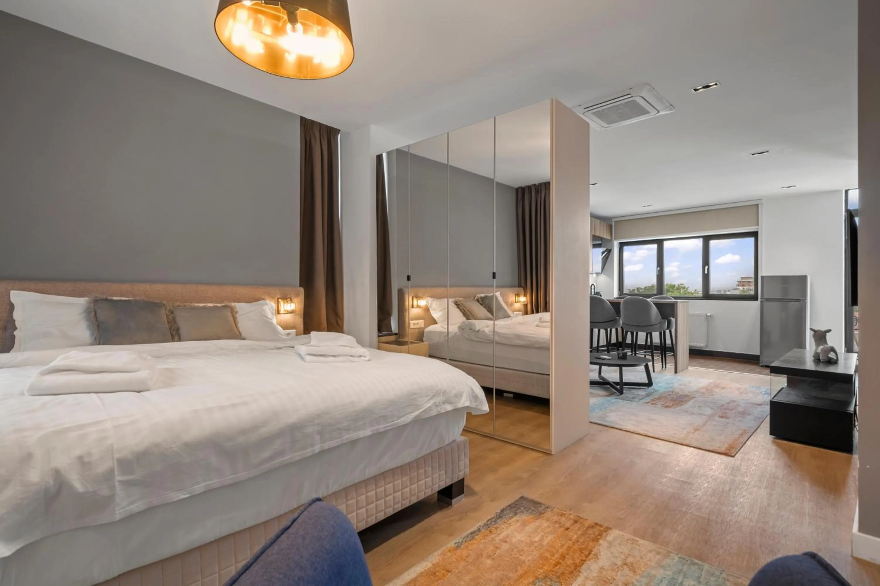 Executive Suite in Uni88 Apart Hotel