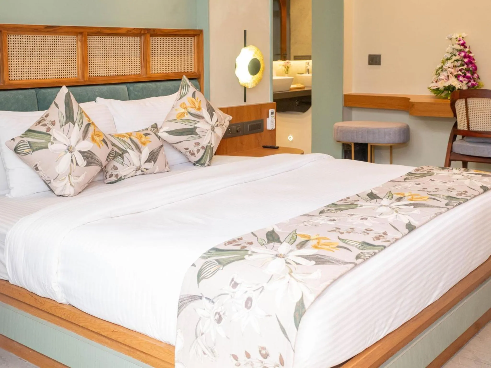 Suite with Balcony in Calangute Towers - AM Hotel Kollection