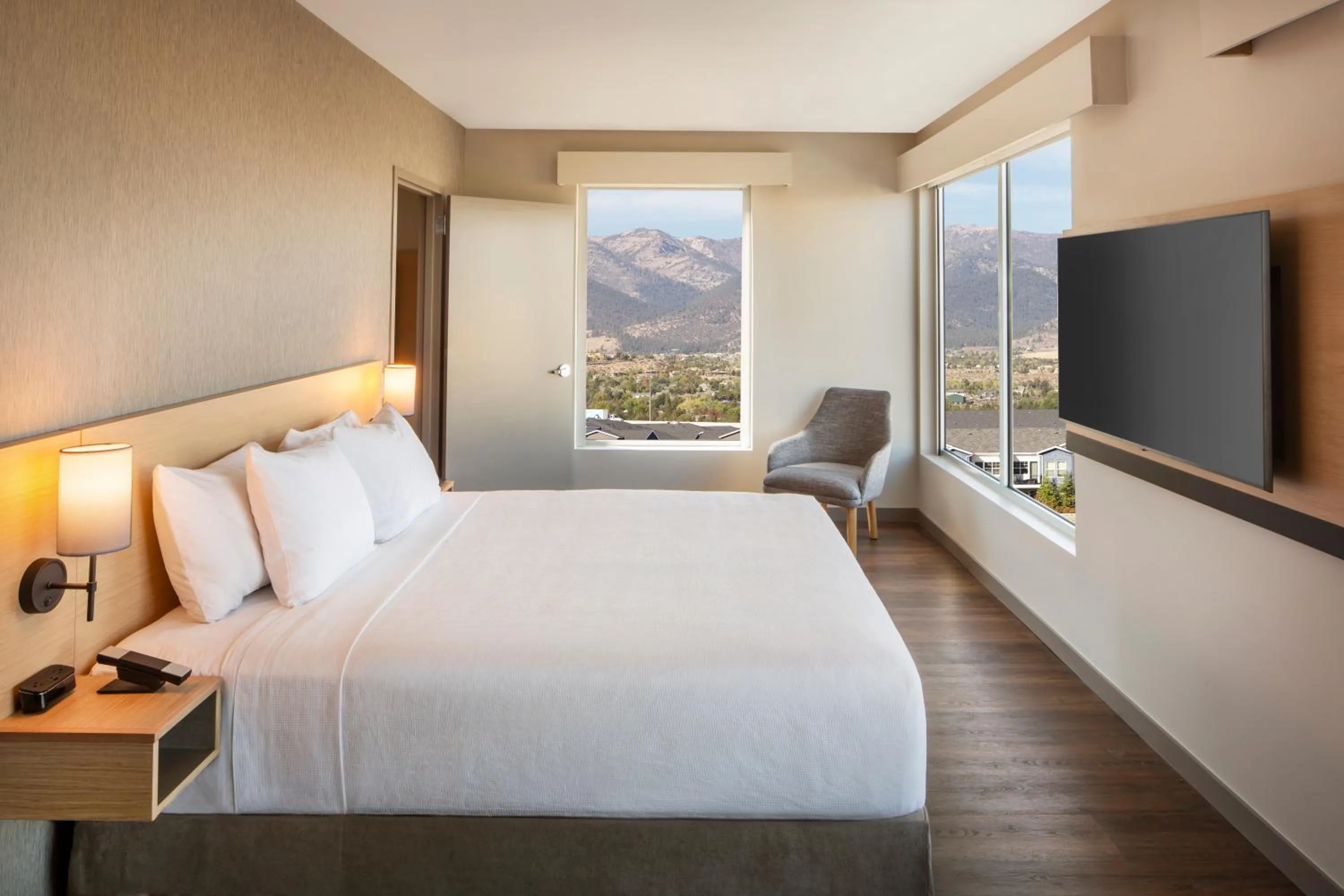 One-Bedroom King Suite with Sofa Bed in Hyatt Place Reno