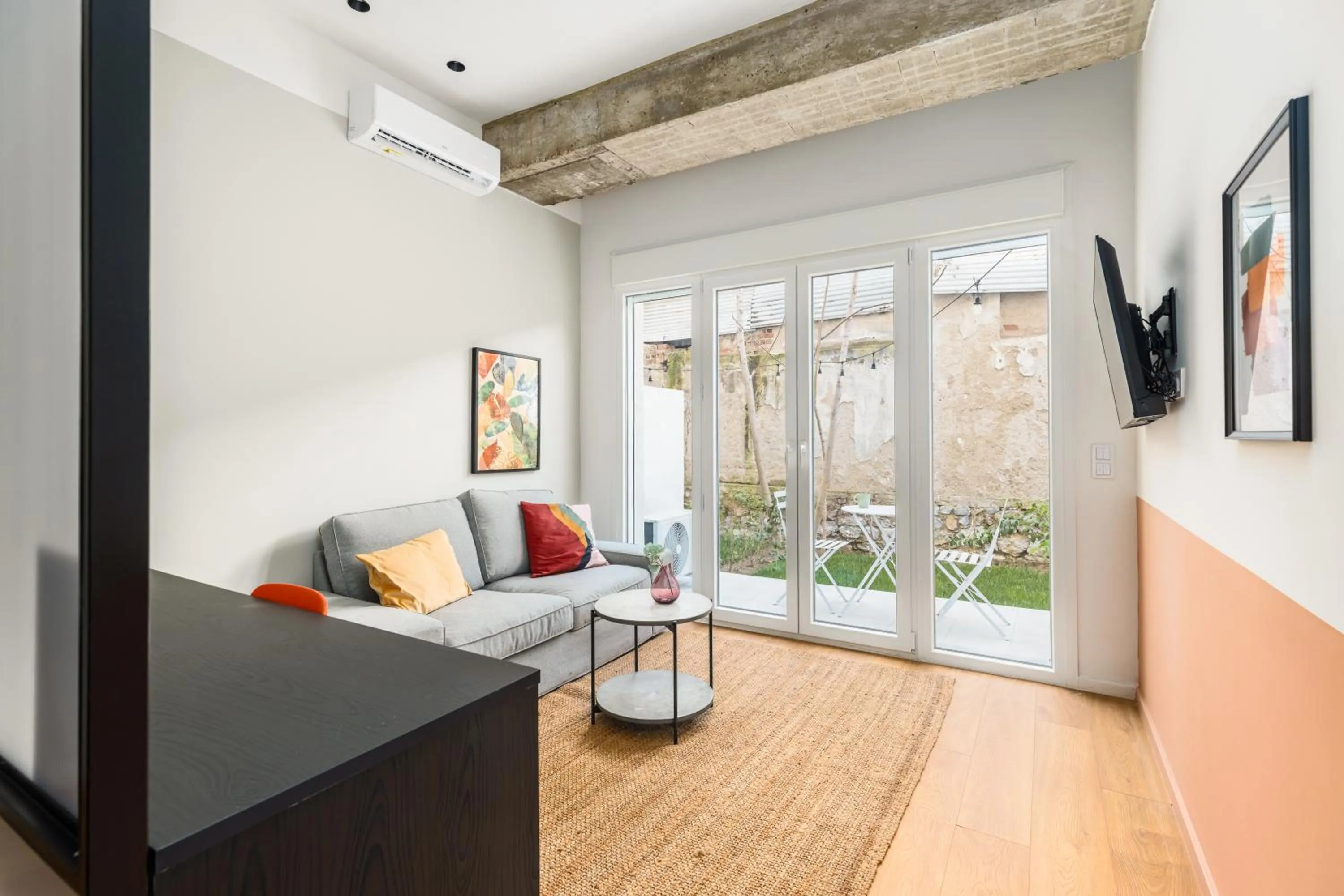 Soho Residence by halu!