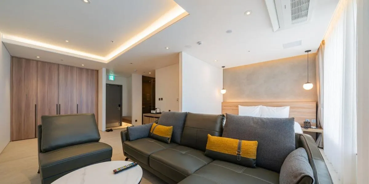 Deluxe Double Room in The hound hotel bandalseom2