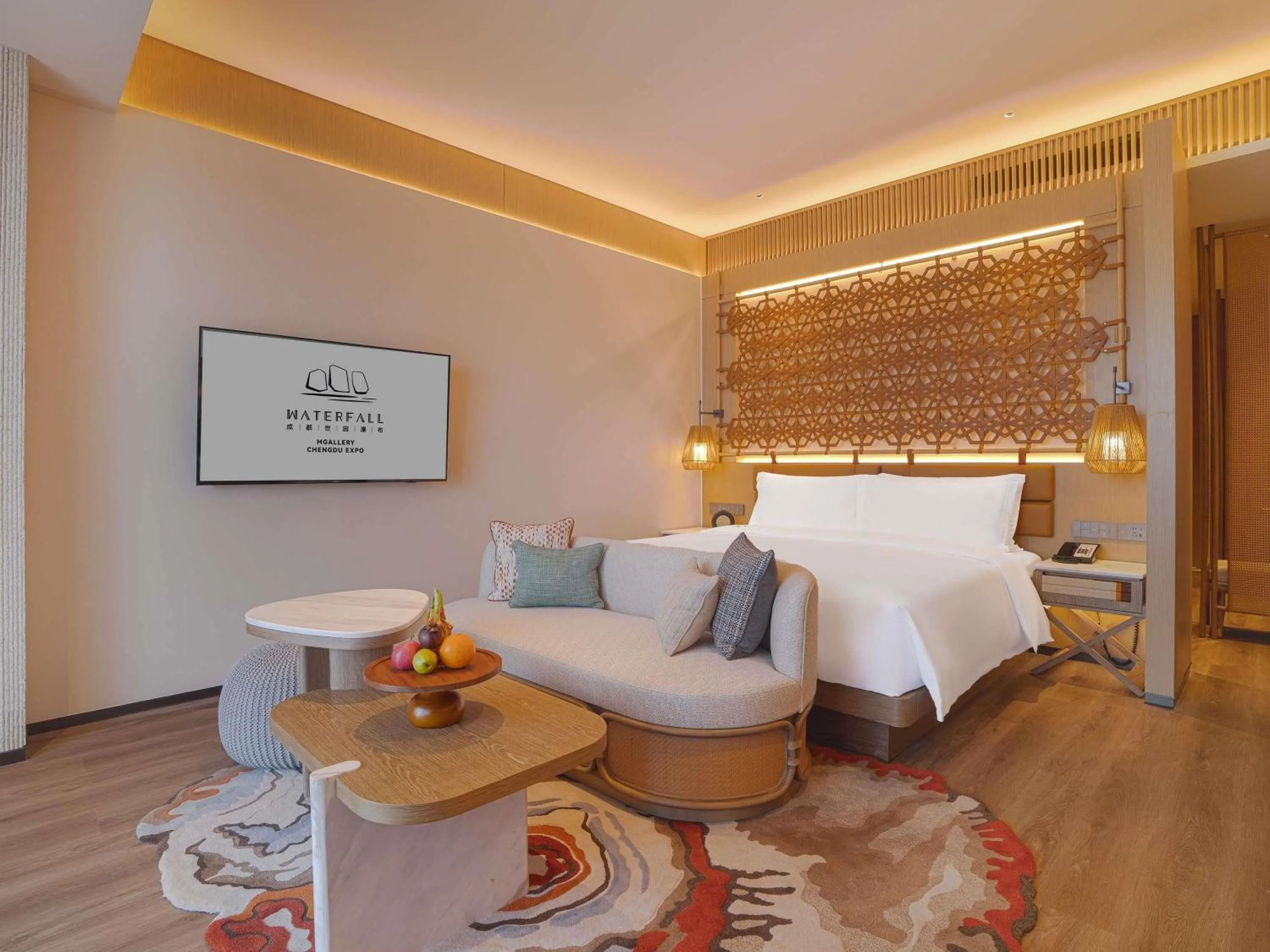 Superior King Room with Waterfall View in Chengdu Expo Waterfall Hotel - MGallery Collection