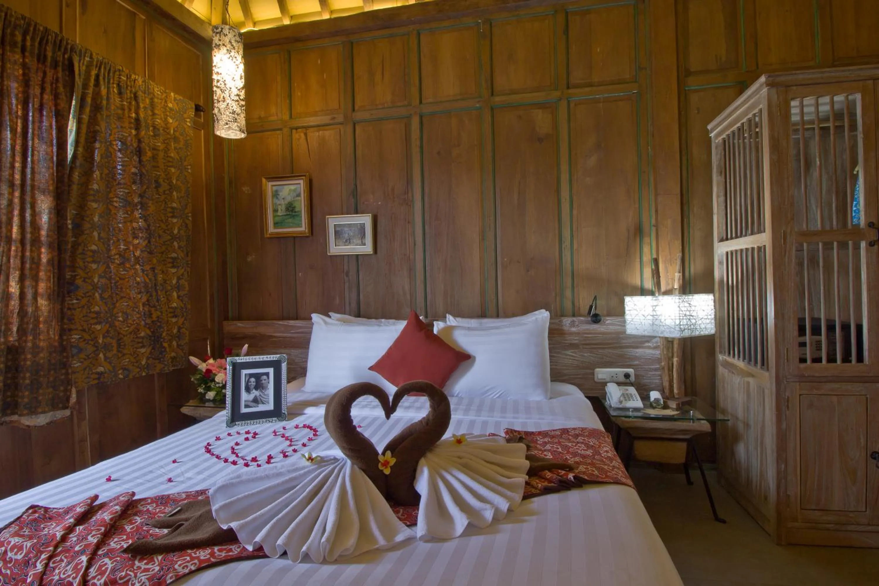 Luxury Bungalow in Amata Borobudur Resort