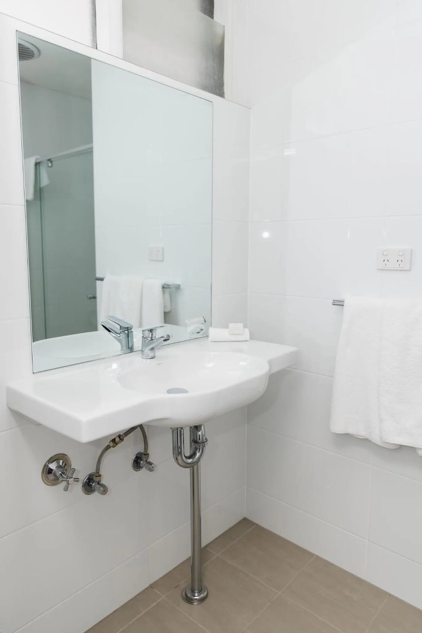 Family Room in Lakeview Hotel Motel