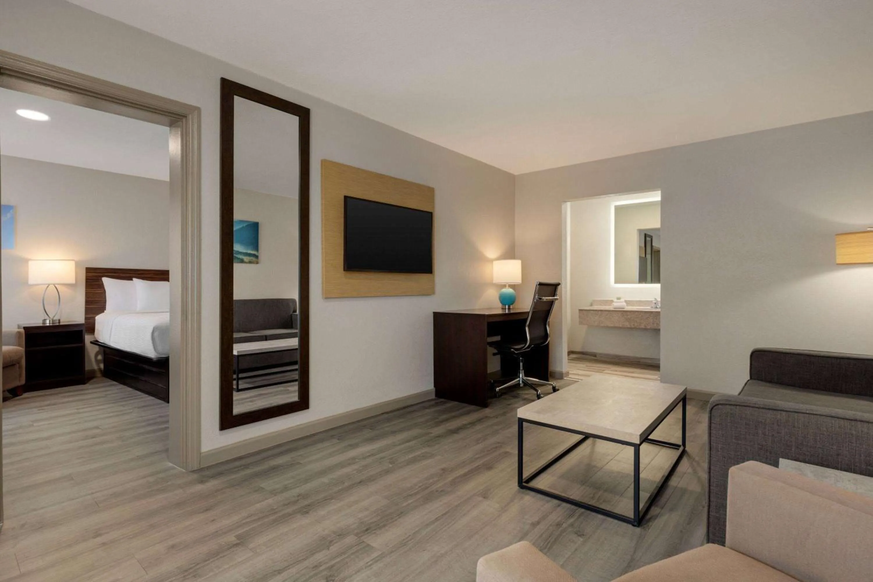 One-Bedroom King Suite - Non-Smoking in Baymont by Wyndham Emporia VA