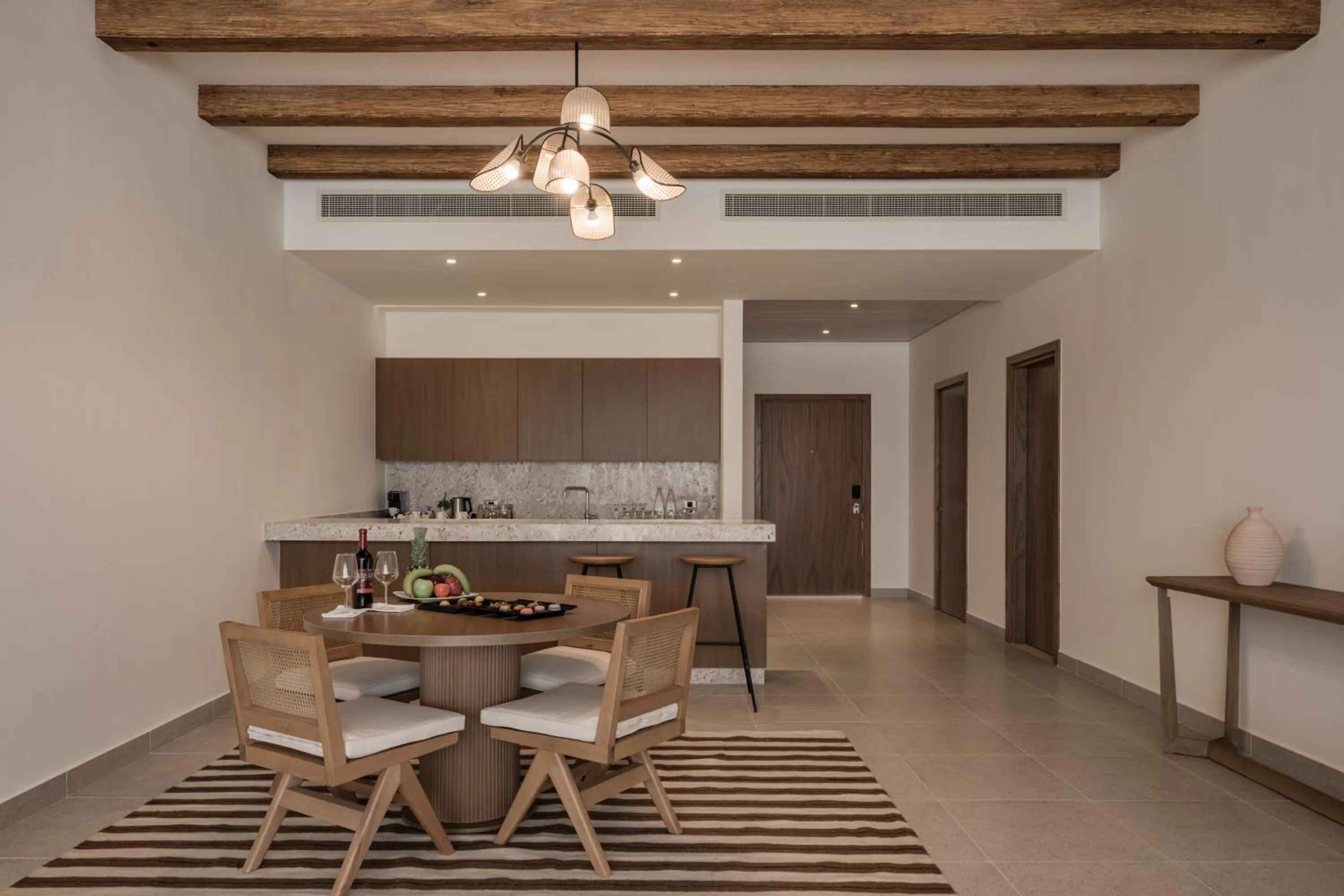 Royal Suite, Queen Bed, Sea View in JAZ Elite Riviera