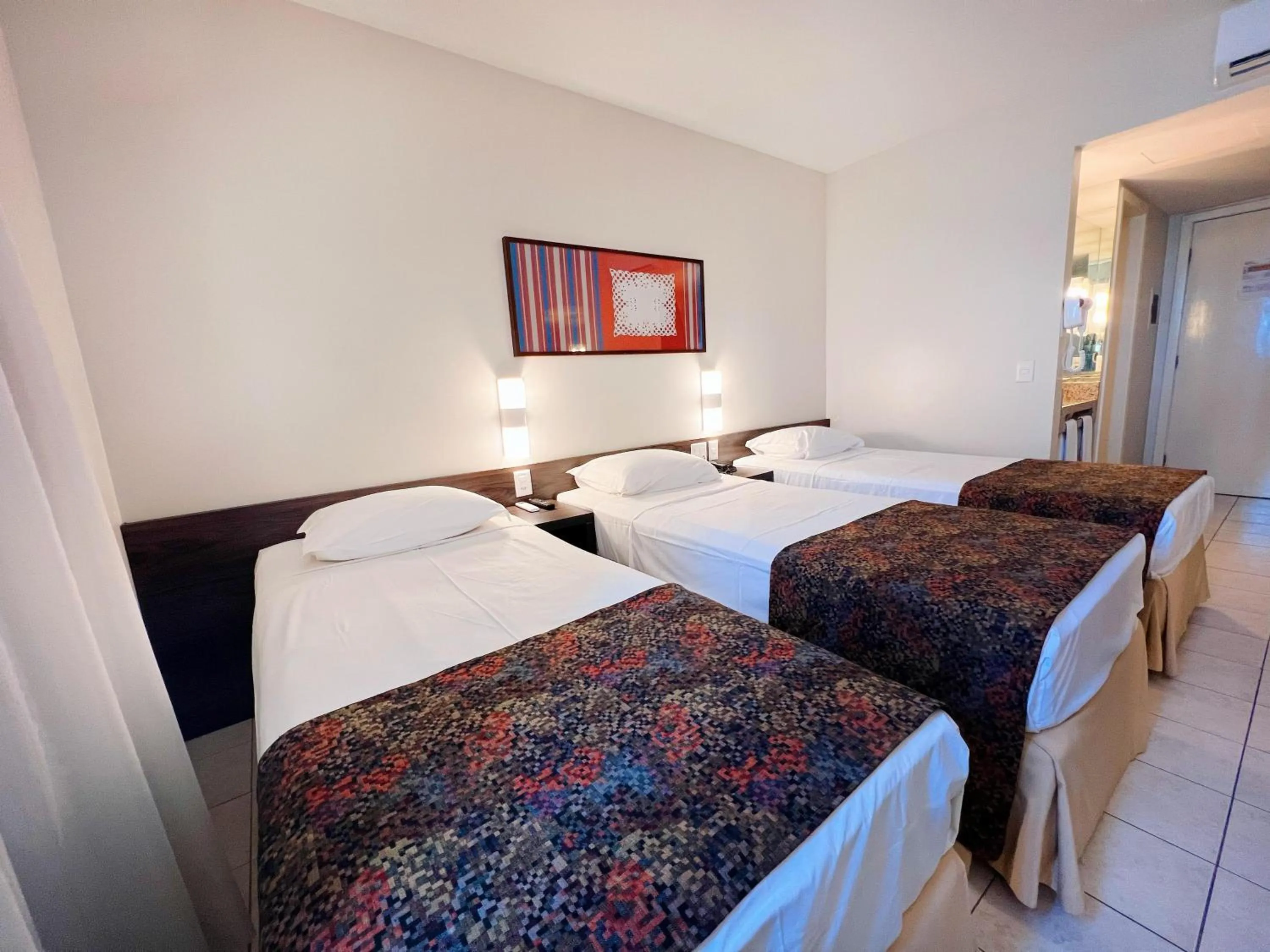 Standard Triple Room in Hotel Sonata de Iracema