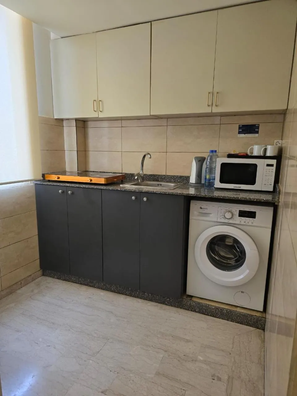 Three-Bedroom Suite in Manara Riva Suites