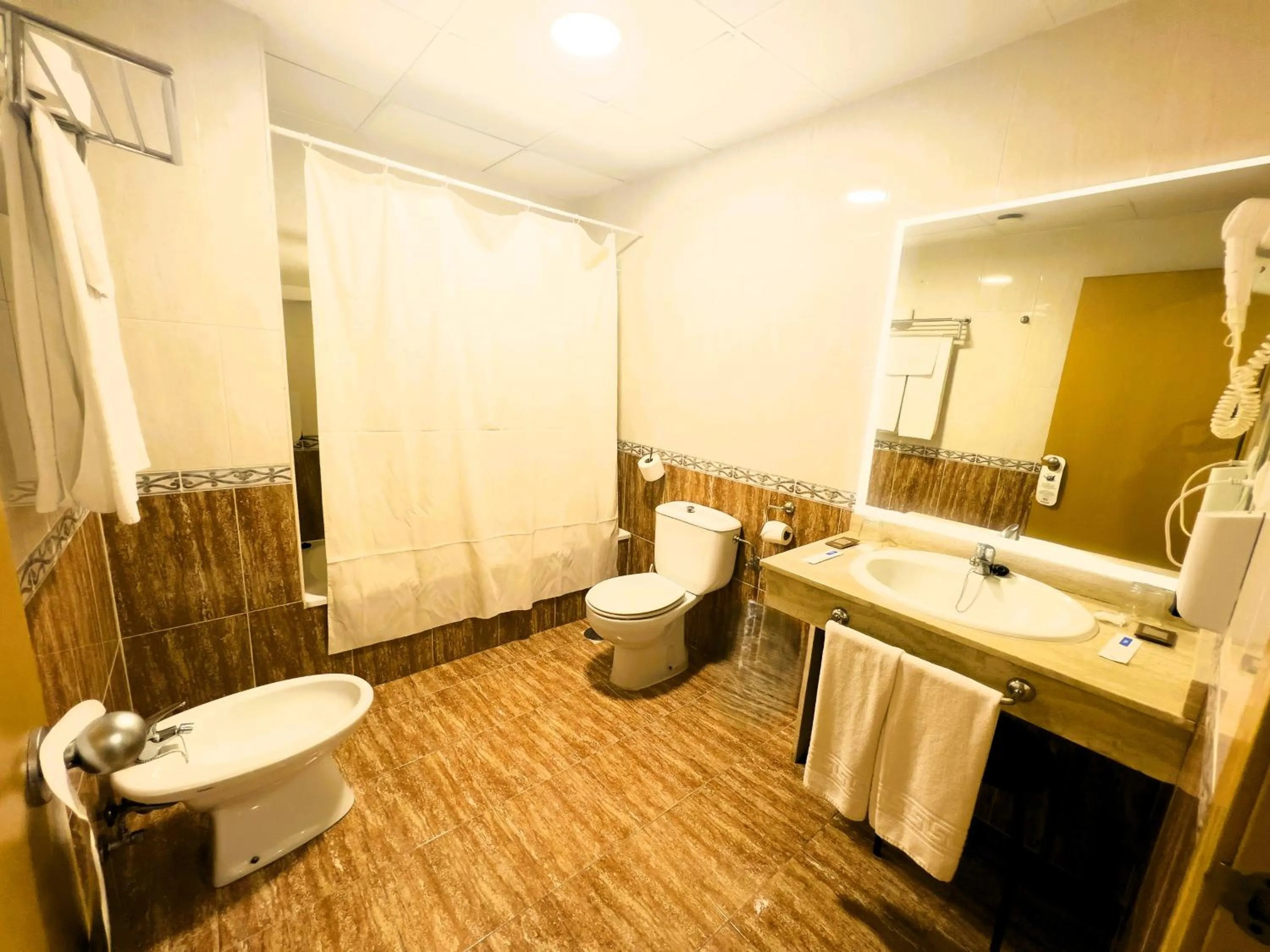 Quadruple Room with Terrace in Sol y Sombra