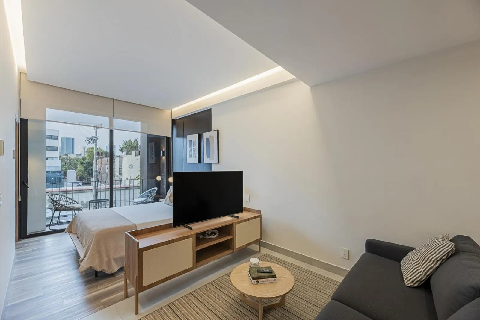 Studio Apartment in Cuadra 134 Residencial Condesa